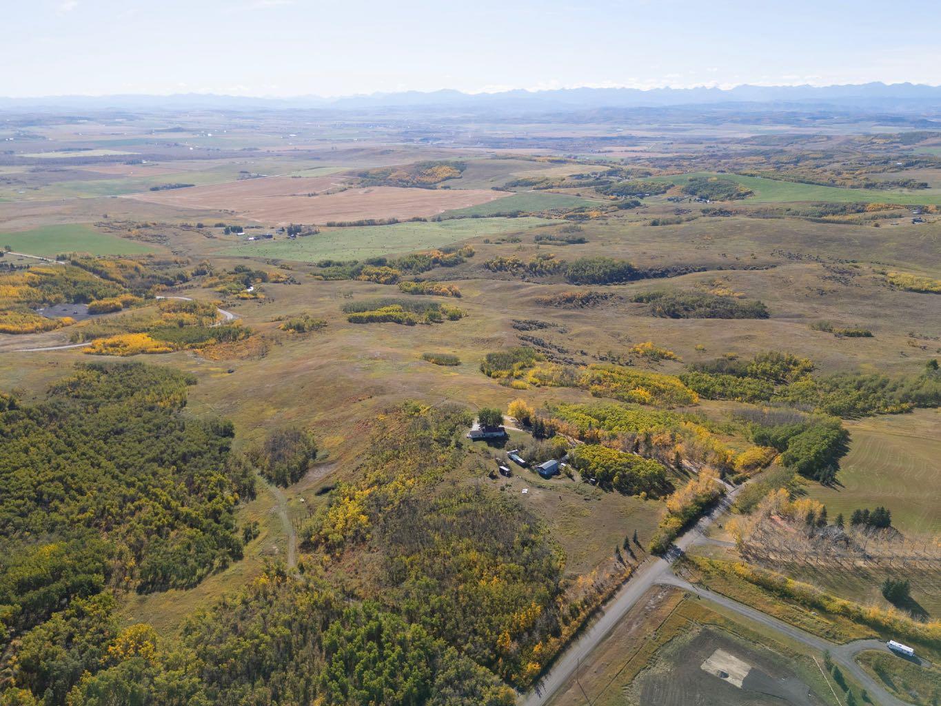 306 Avenue W, Rural Foothills County, AB T2S 1A2
