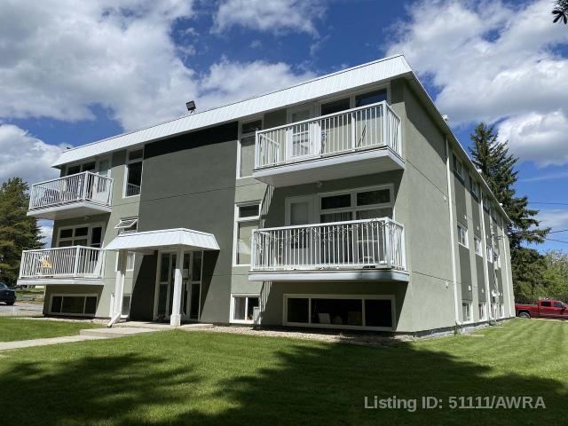 414 41 Street Unit 8, Edson, AB T7E 1A1