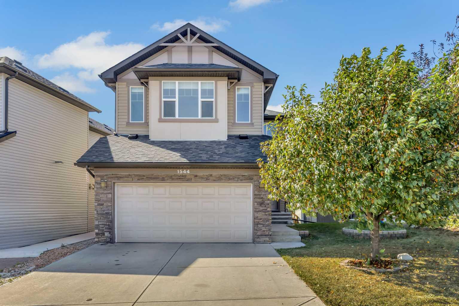 1544 Panatella Blvd NW, Calgary, AB T3K 0W3