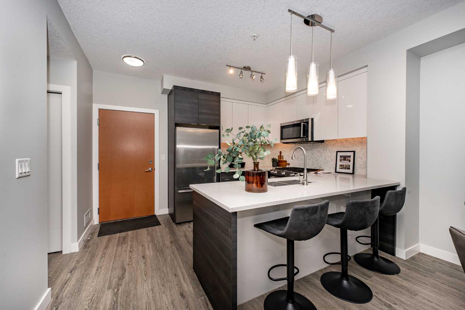 95 Burma Star Road Sw Unit 3215, Calgary, AB T3E 8A9