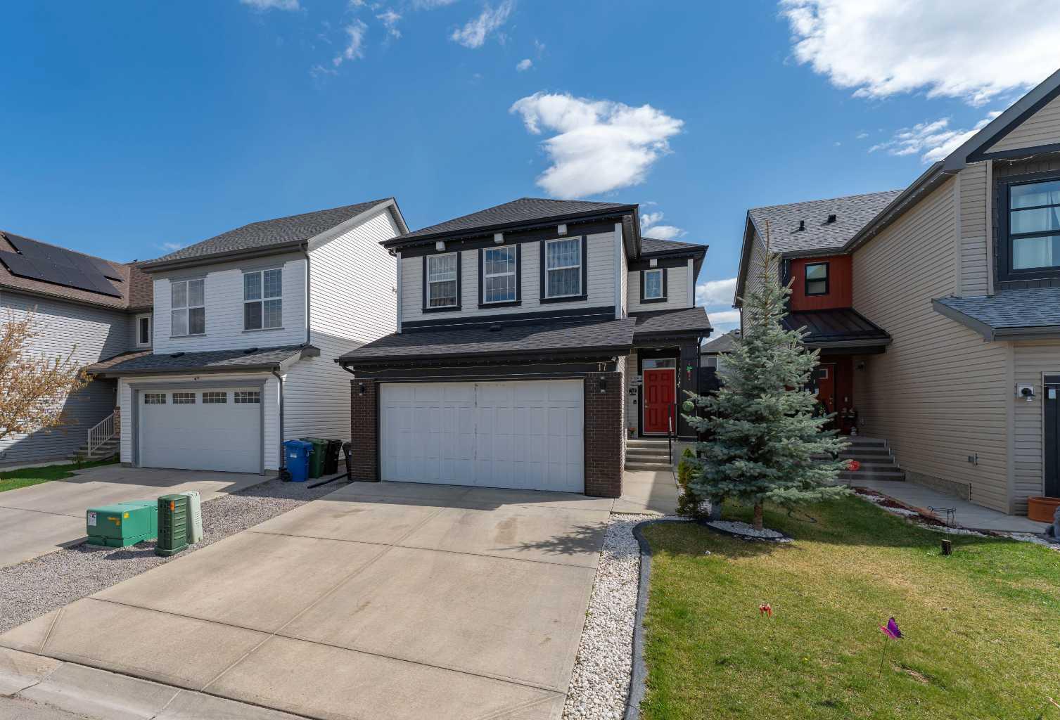 17 Copperpond Parade SE, Calgary, AB T2Z 5A8