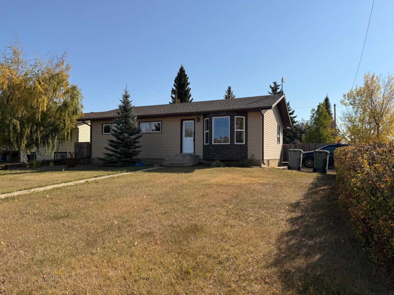 1 Armstrong Pl, Lashburn, SK S0M 1H0