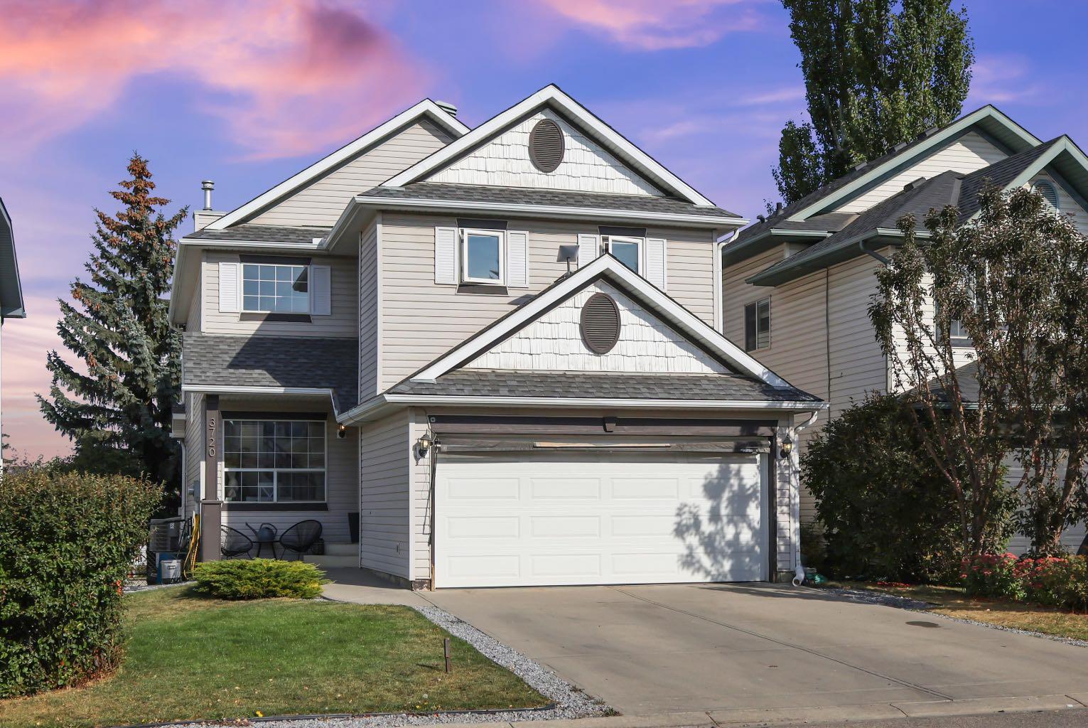 3720 Douglas Ridge Way SE, Calgary, AB T2Z 3B6