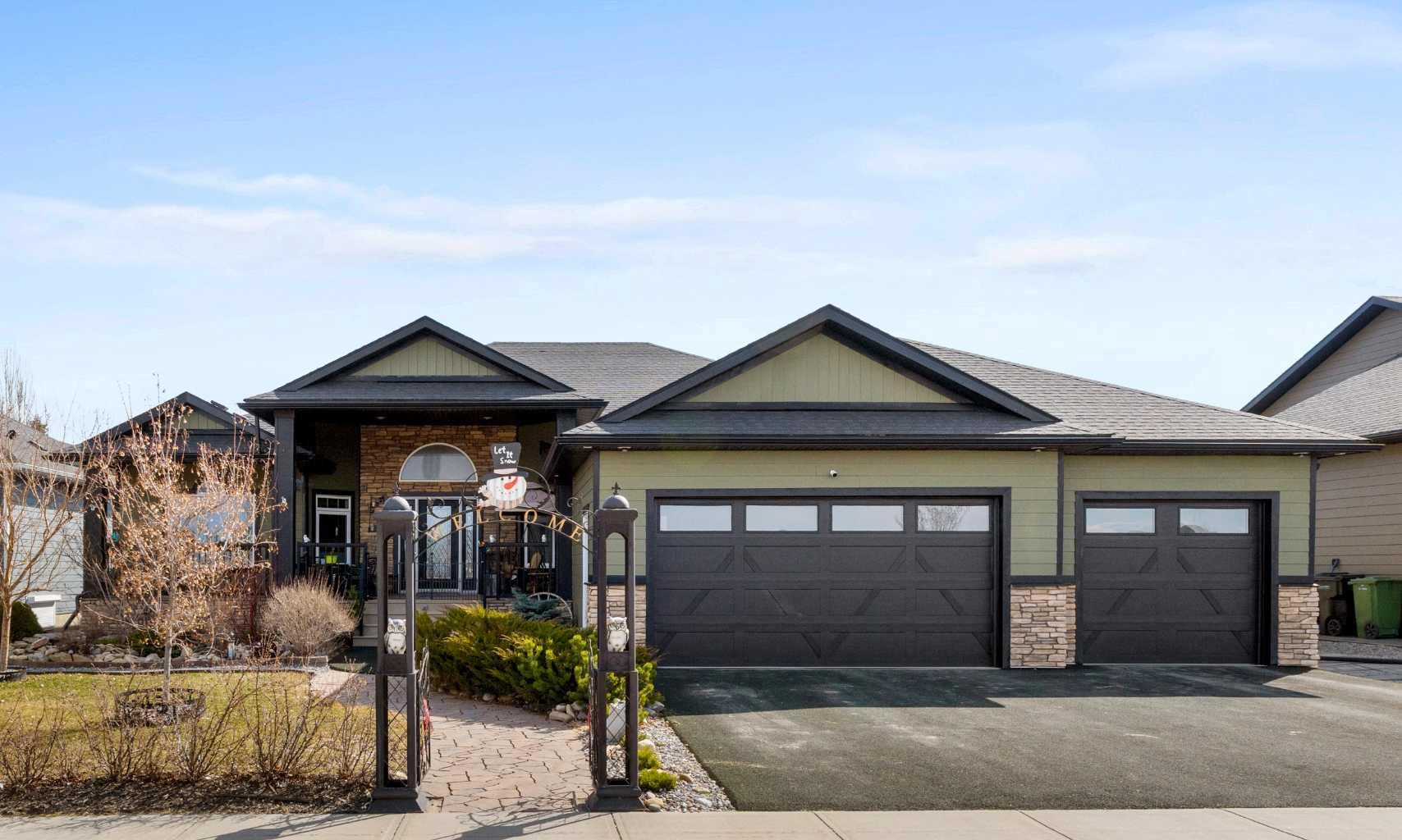 79 Harrison Grn, Olds, AB T4H 0E5