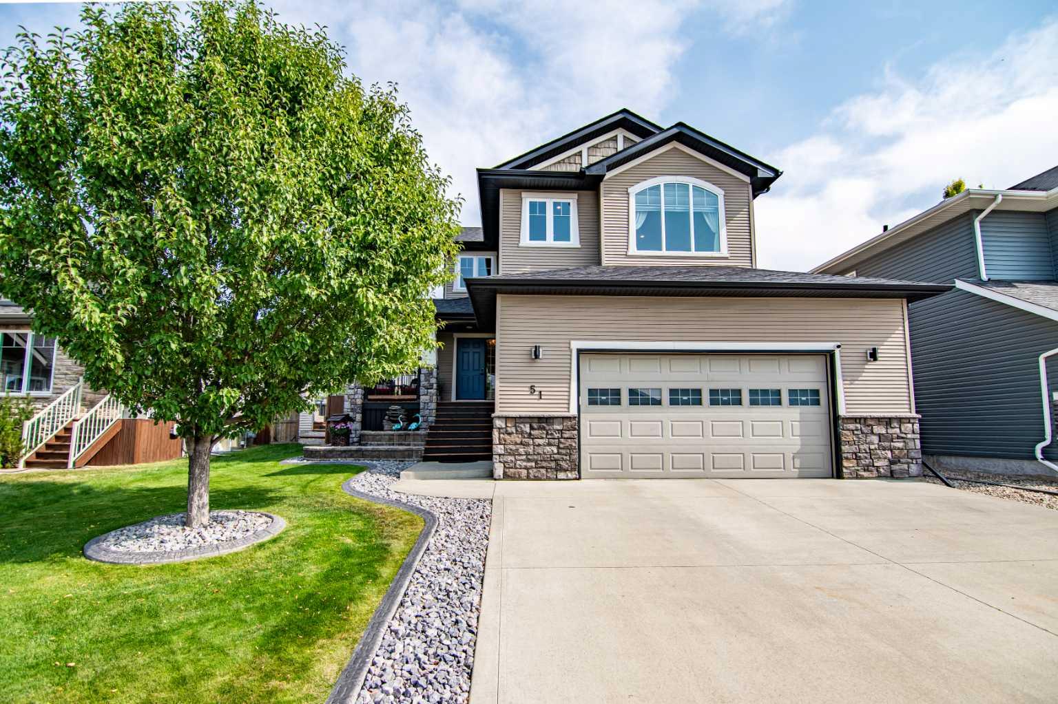 51 Illingworth Close, Red Deer, AB T4R 0B4