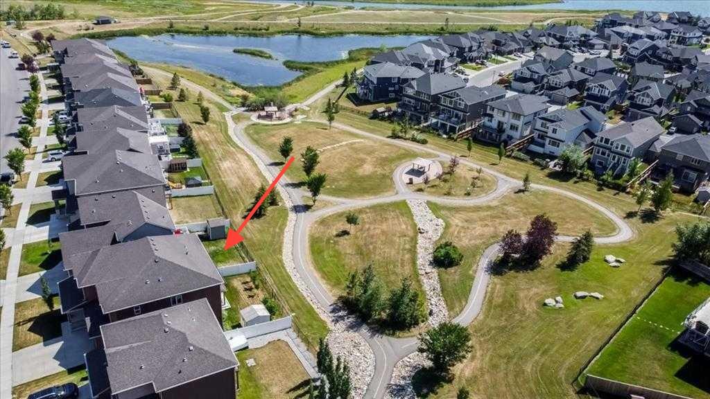 247 Lakepointe, Chestermere, AB T1X 0R3