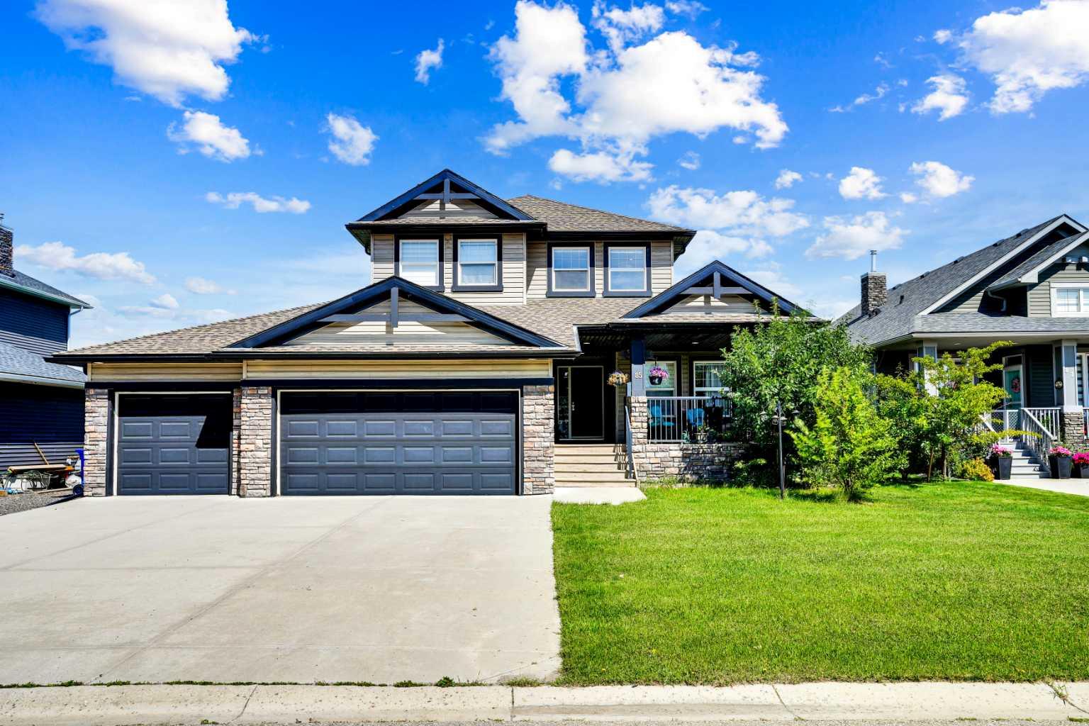 85 Boulder Creek Mnr SE, Langdon, AB T0J 1X3