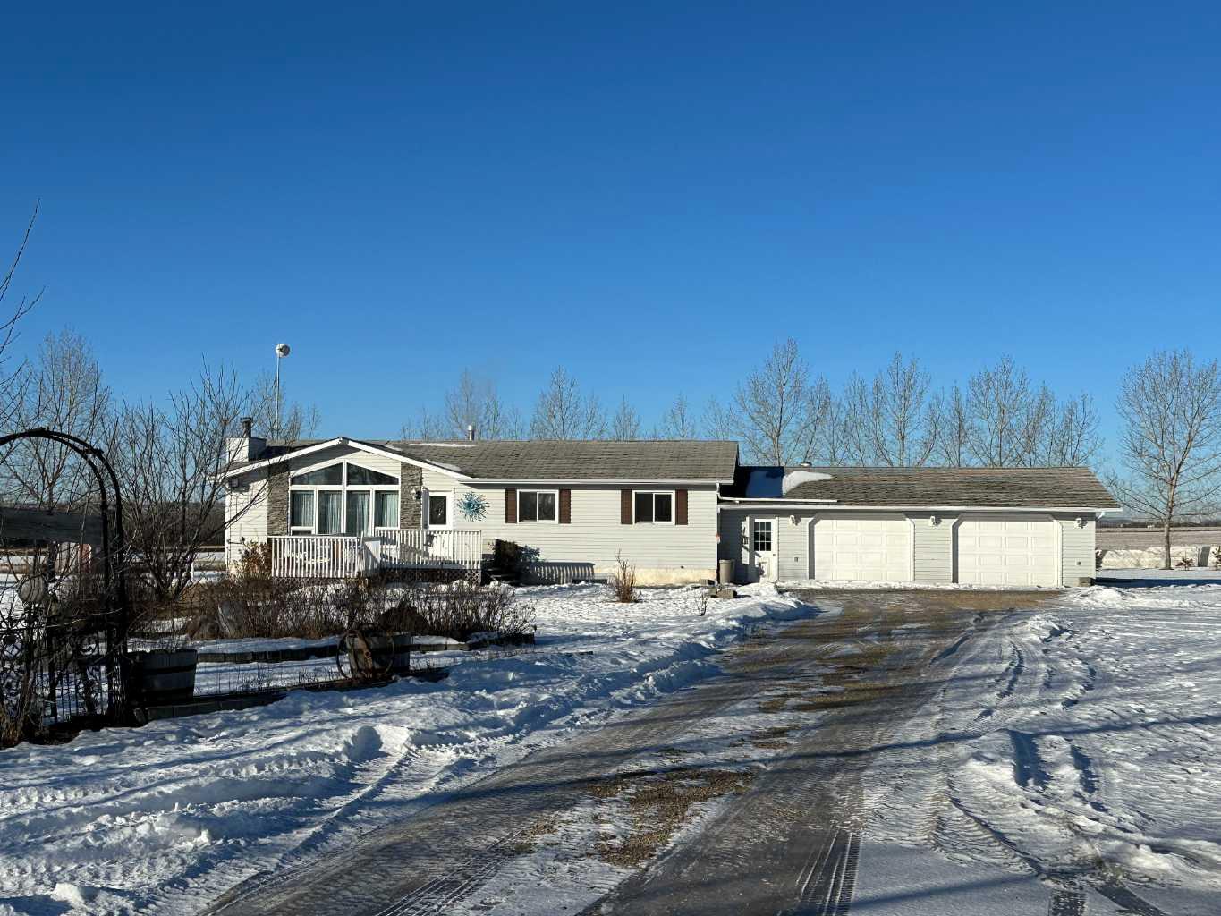 715060 Range Road 64, Grande Prairie, AB T8V 7Z4