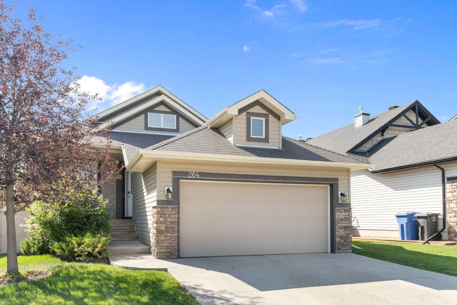 264 Windermere Dr, Chestermere, AB T1X 1T6