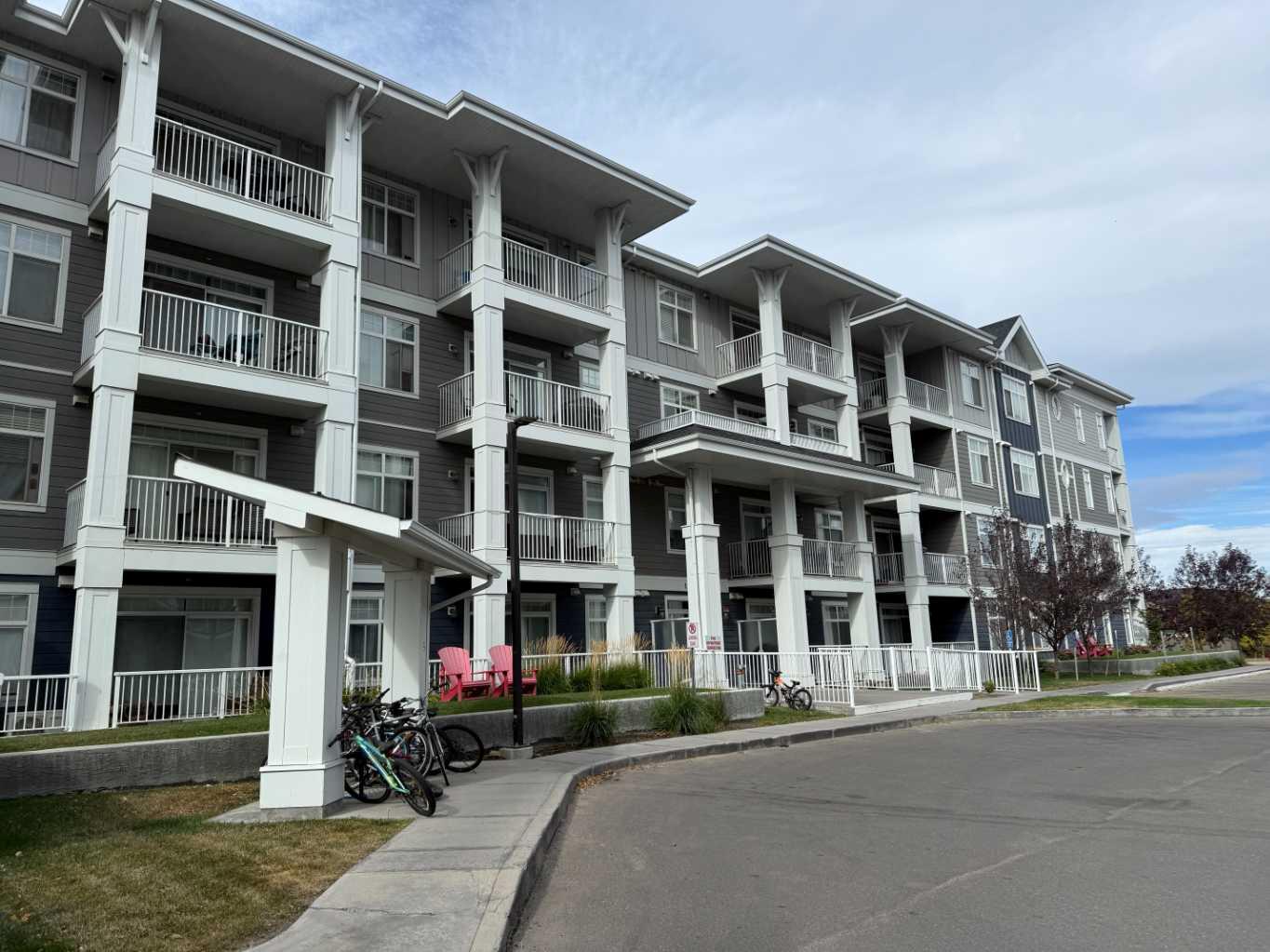 100 Auburn Meadows Common Se Unit 203, Calgary, AB T3M 2X7