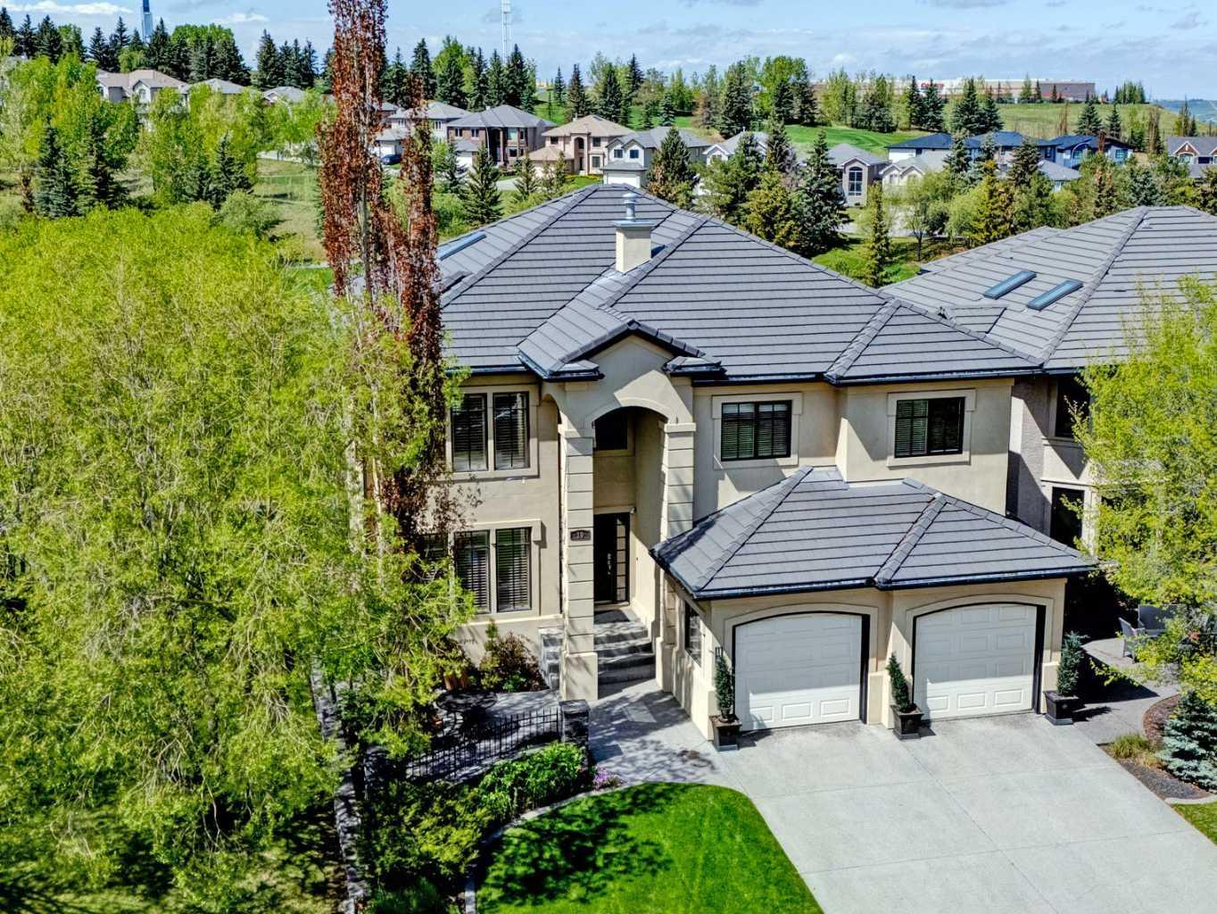 10 Hamptons Cv NW, Calgary, AB T3A 6B7