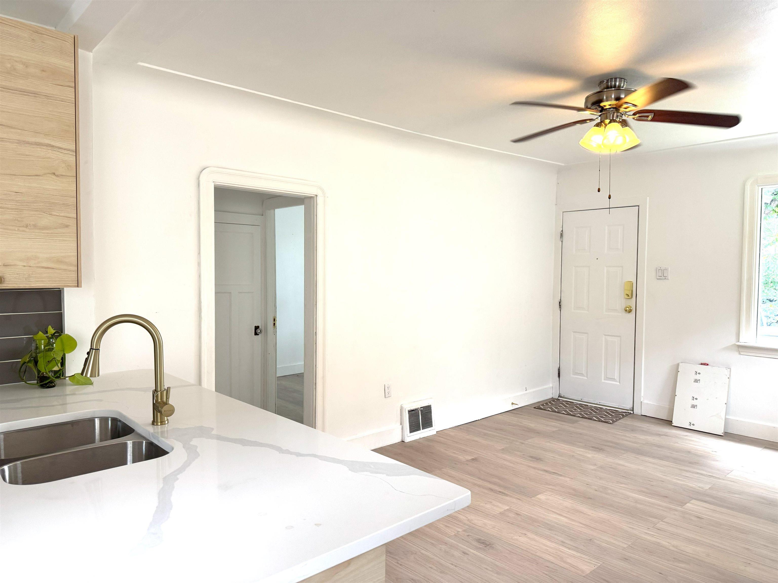 70 St Nw Unit 11840 St, Edmonton, AB T5B 1T7