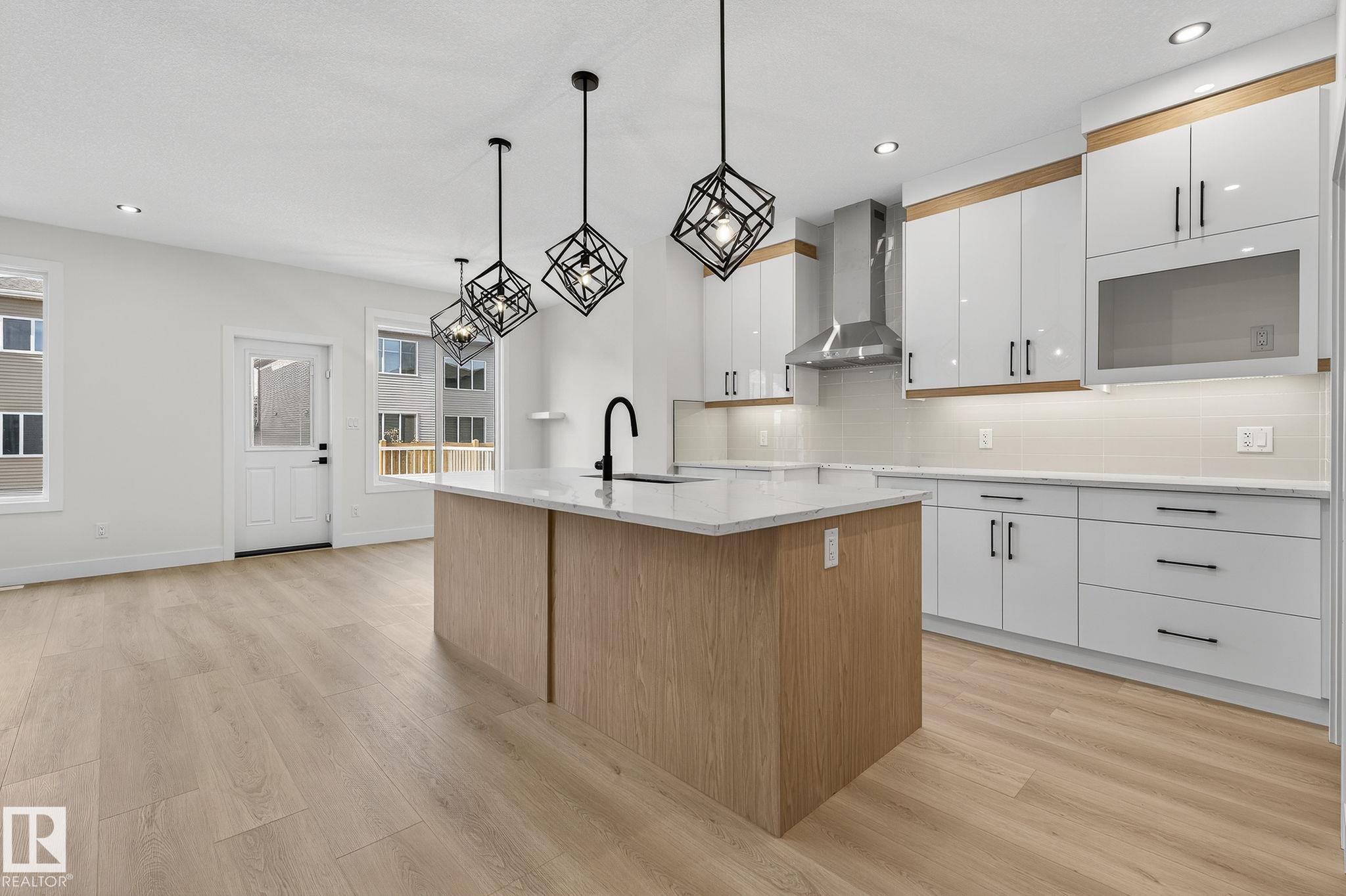 136 Wyatt Rg Rdg, Fort Saskatchewan, AB T8L 3L7