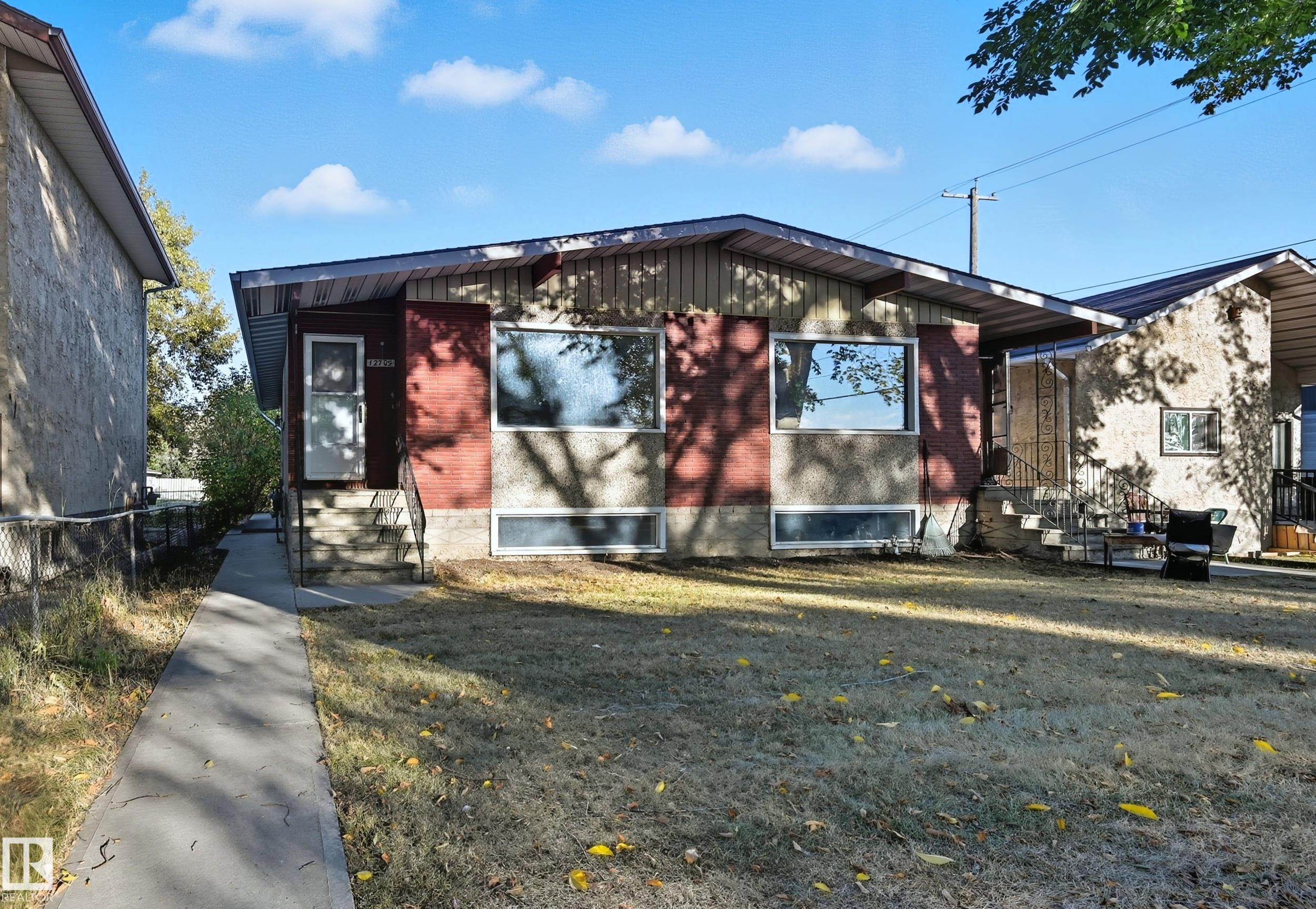 12709 122 St Nw Unit 12707 St, Edmonton, AB T5E 0L3