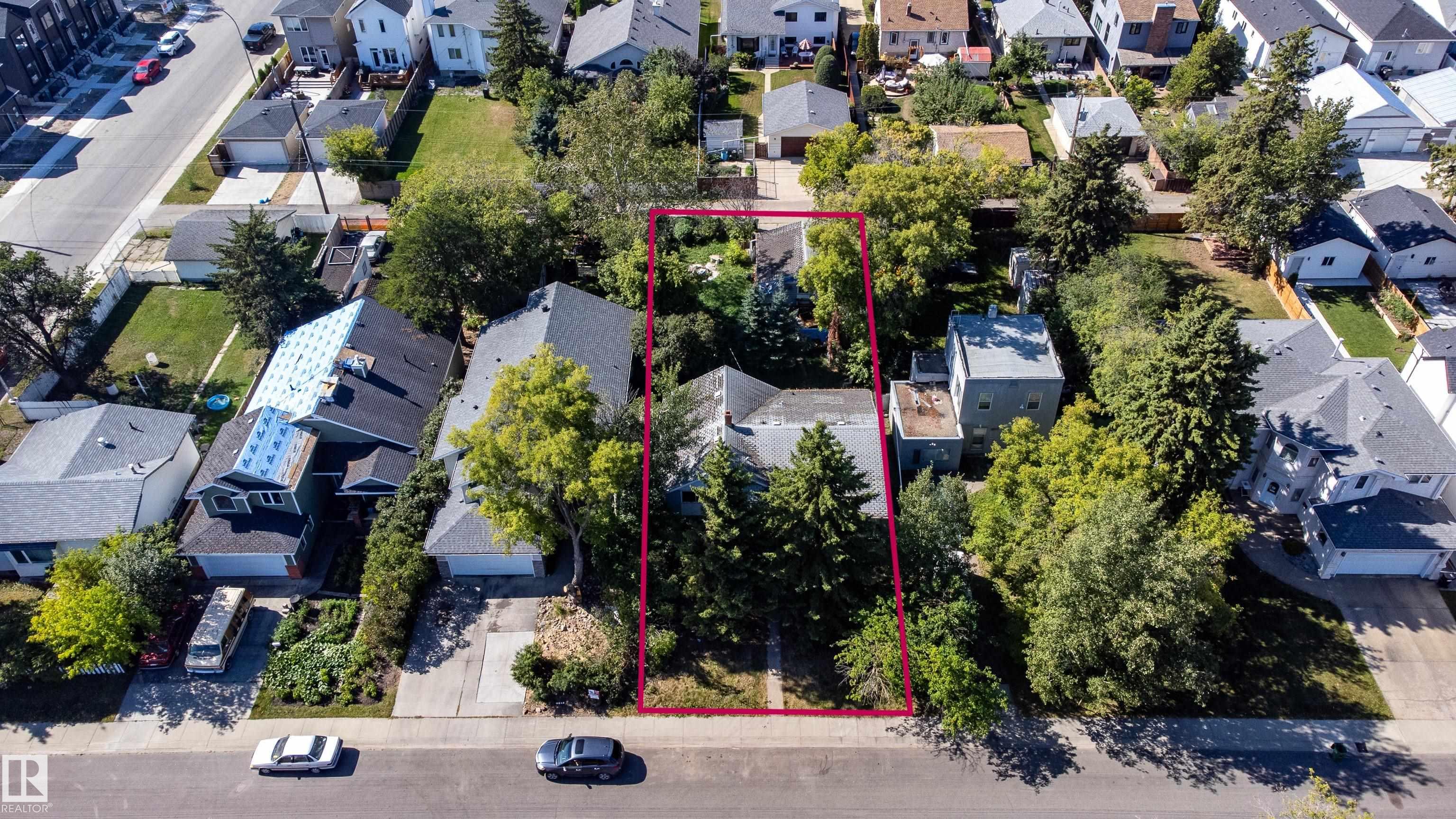 150 St Nw Unit 9836 St, Edmonton, AB T5P 1N6