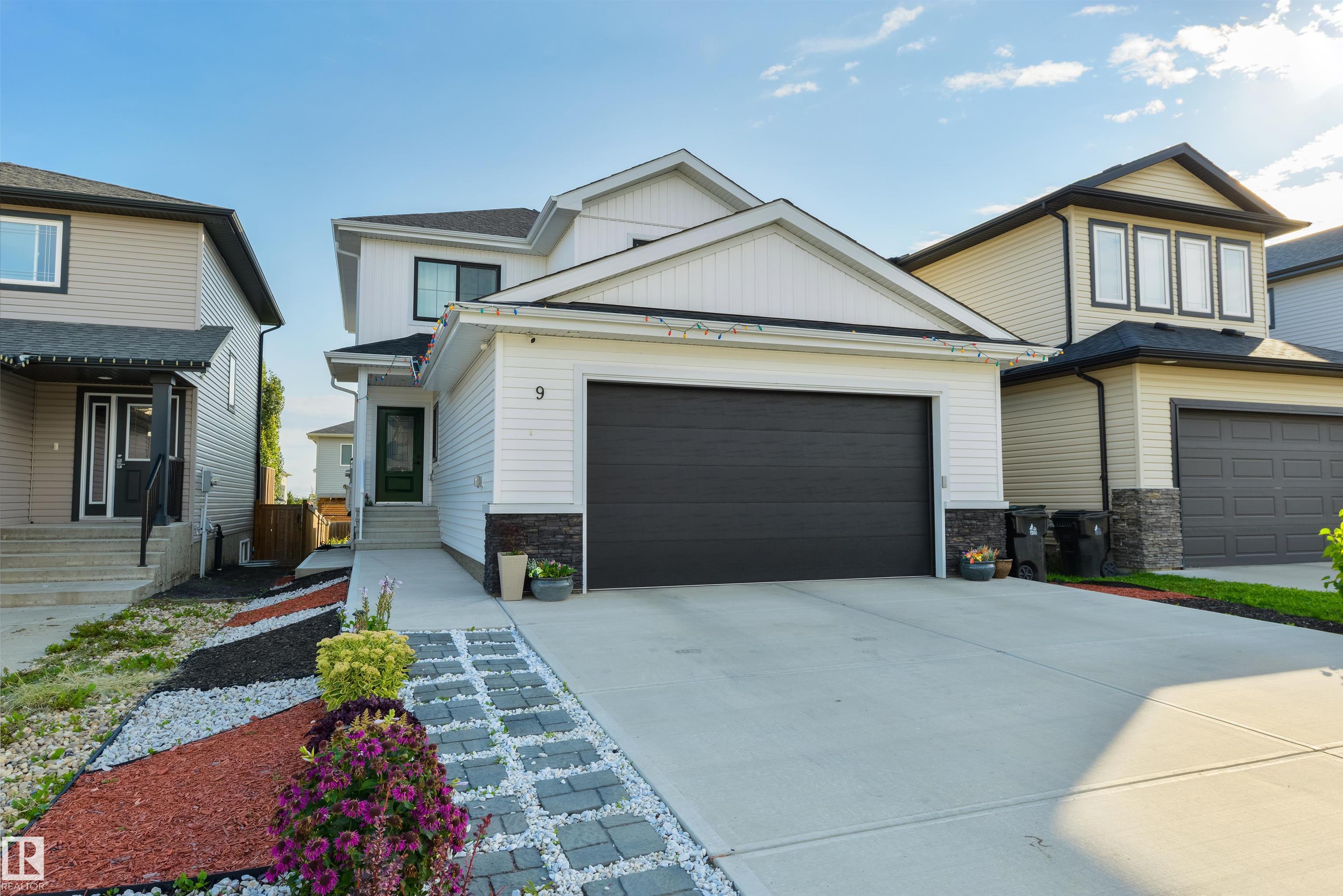9 Hull Wd Wynd, Spruce Grove, AB T7X 4P7