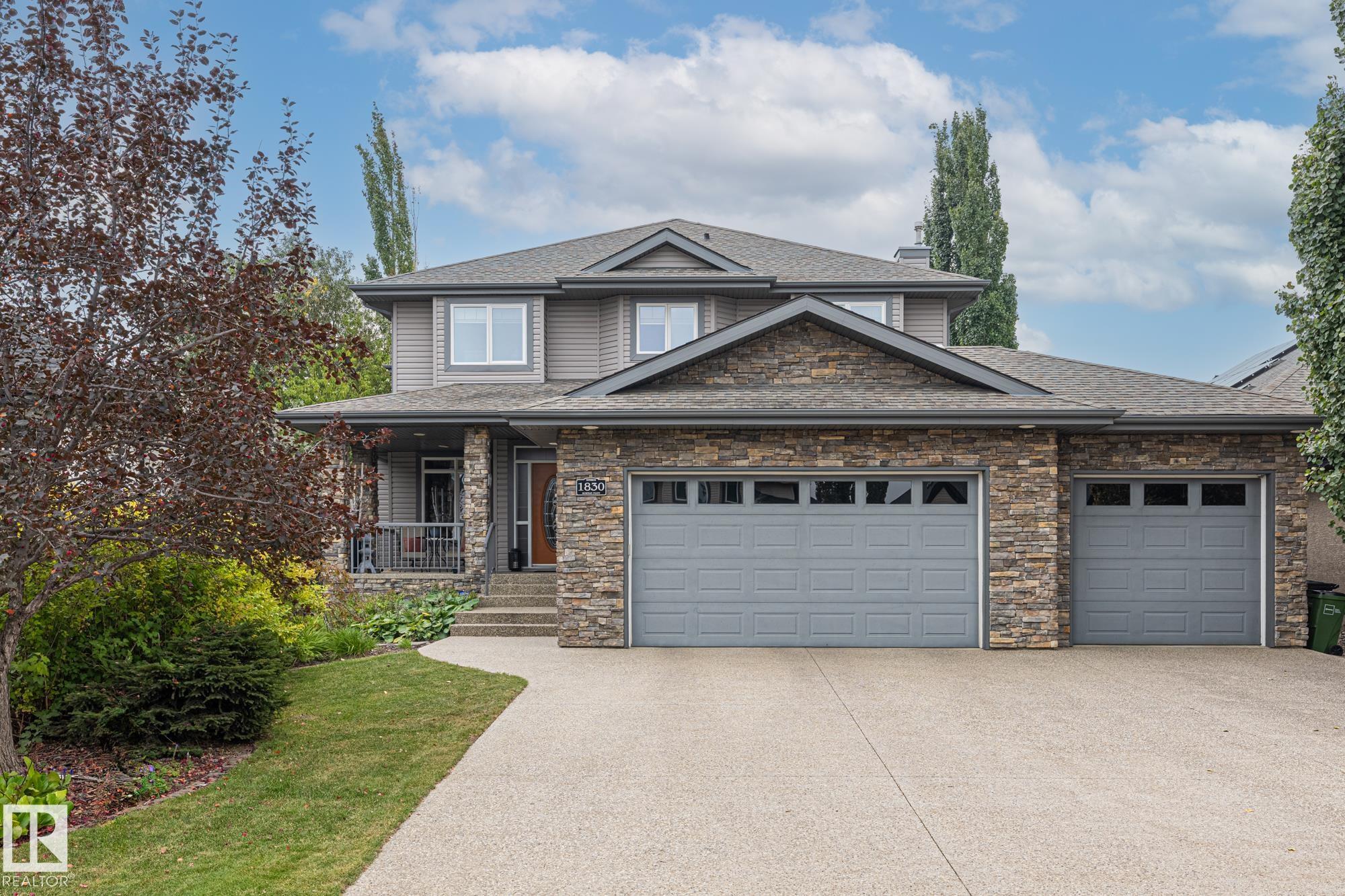 1830 Bowman Pt SW, Edmonton, AB T6W 1P7