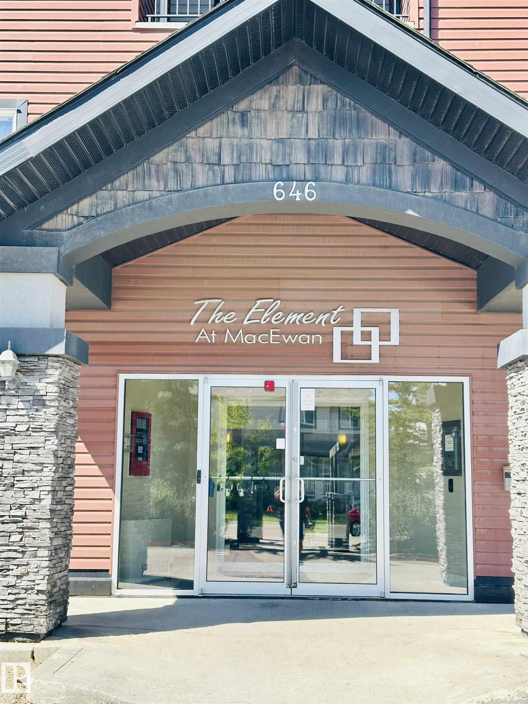646 Mcallister Lo Loop SW, Edmonton, AB T6W 0B5