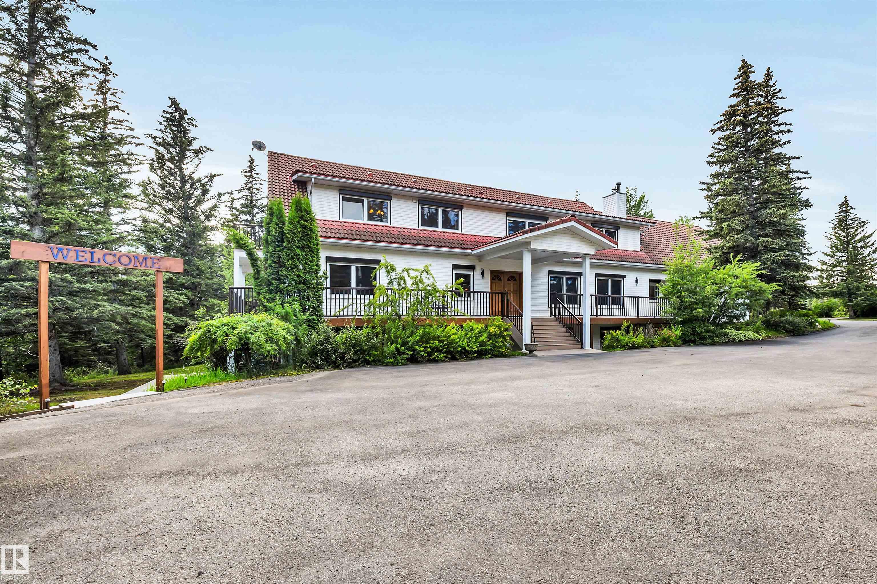 210 Seabolt Ests, Hinton, AB T7V 1K5