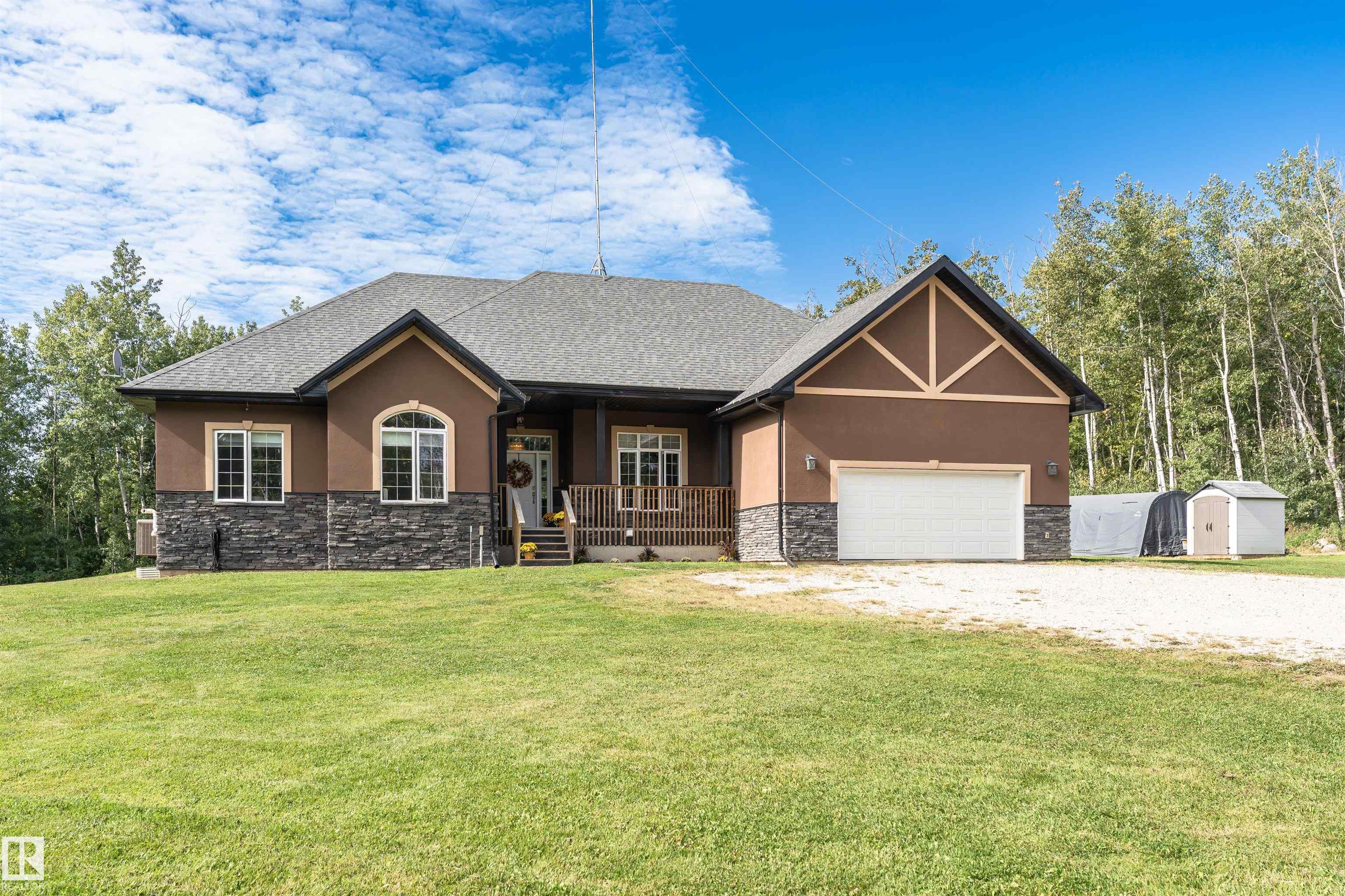 1225 Twp Road 554a, Onoway, AB T0E 1V0