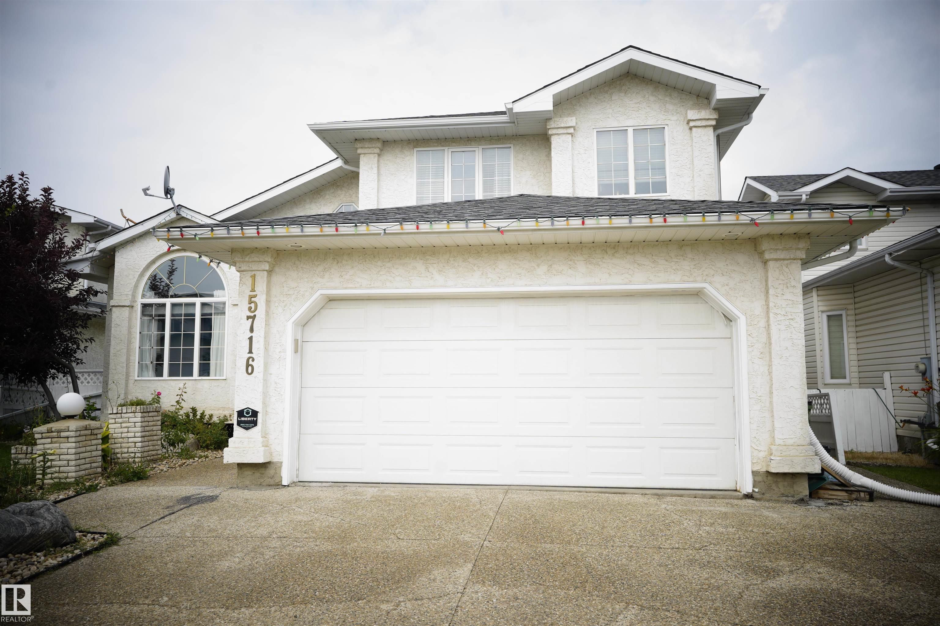 68 St Nw Unit 15716 St, Edmonton, AB T5Z 3A4