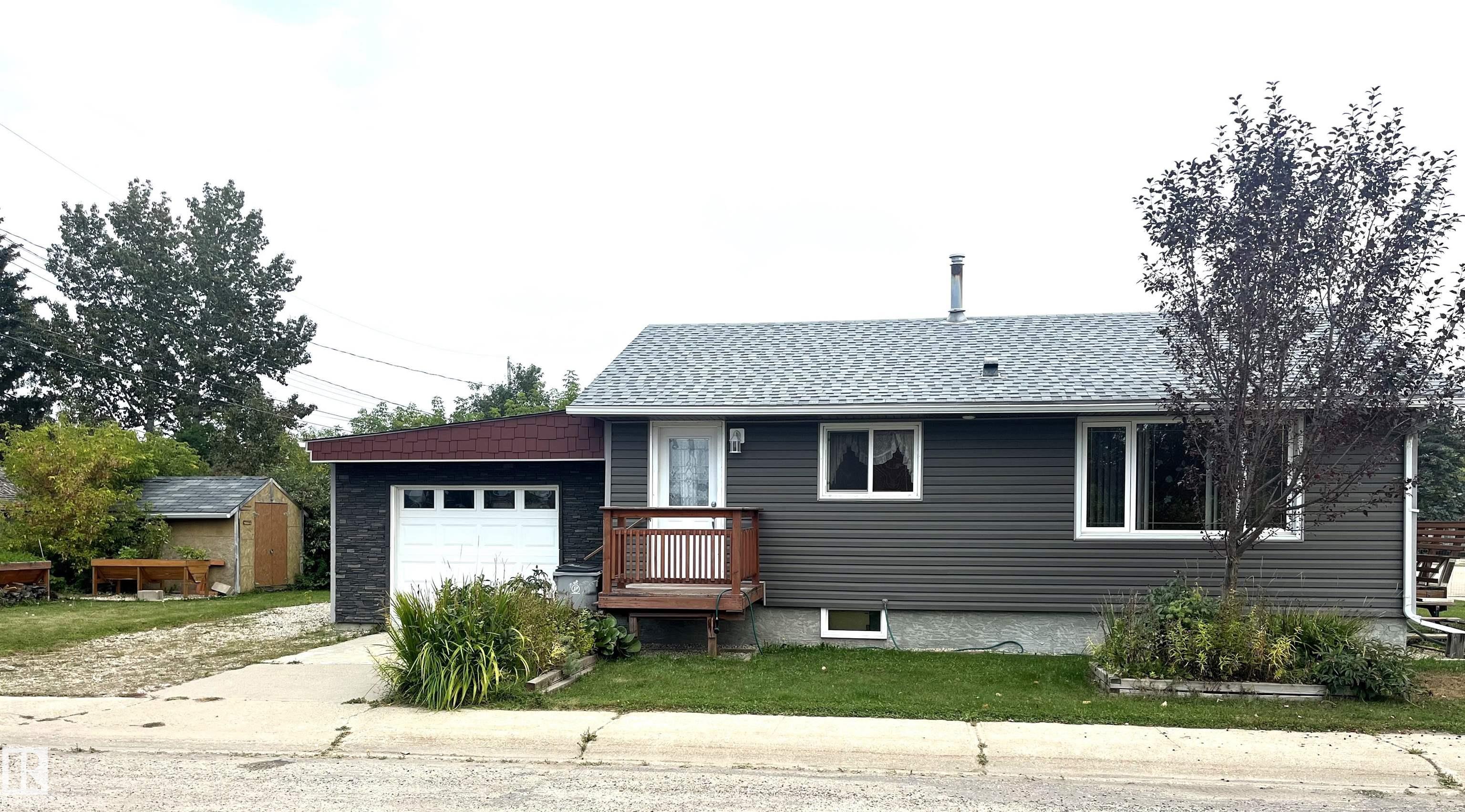 51 Ave Unit 4820, Evansburg, AB T0E 0T0