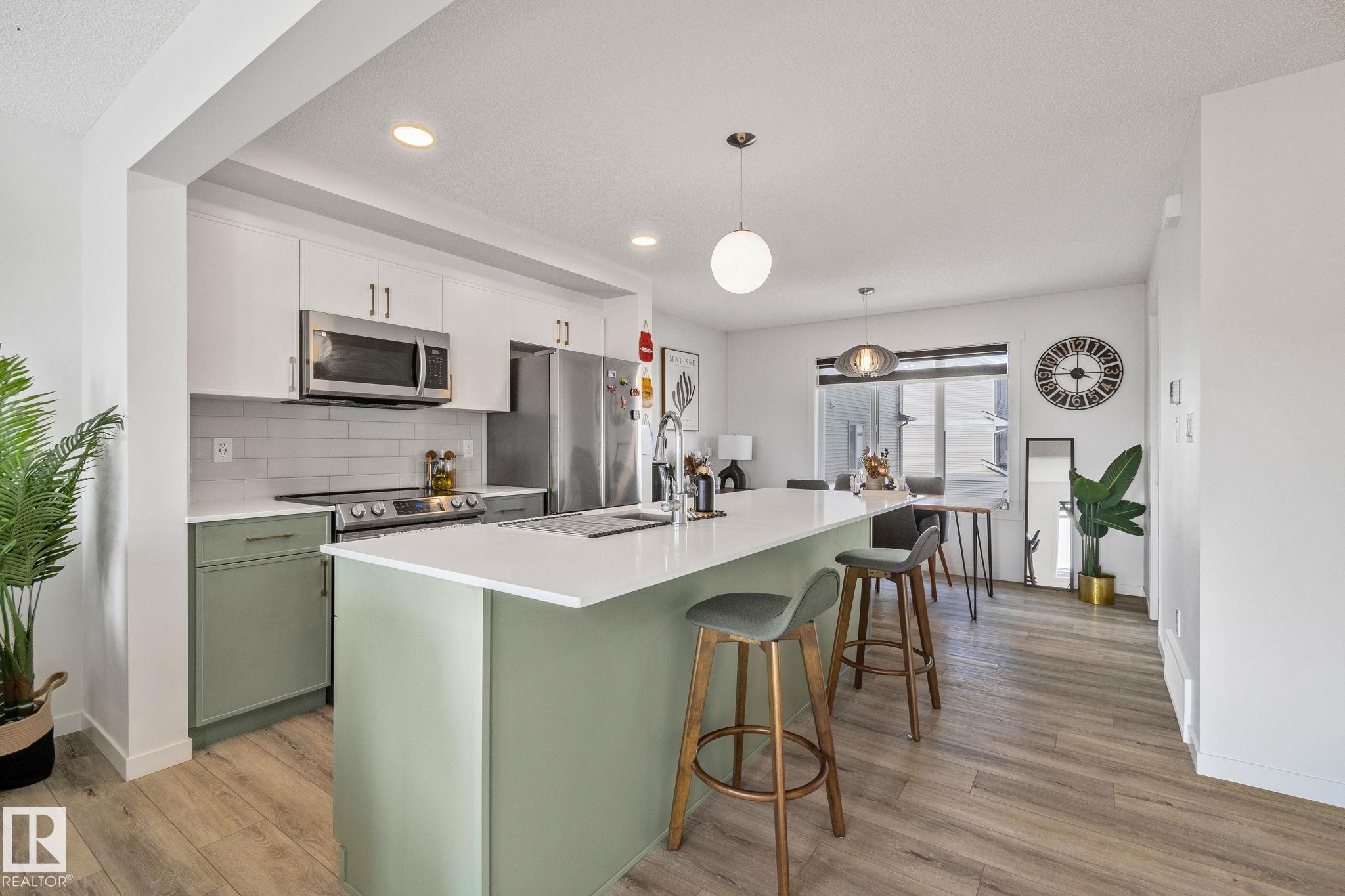 1530 Tamarack Boulevard Northwest #60a, Edmonton, AB T6T 2E6