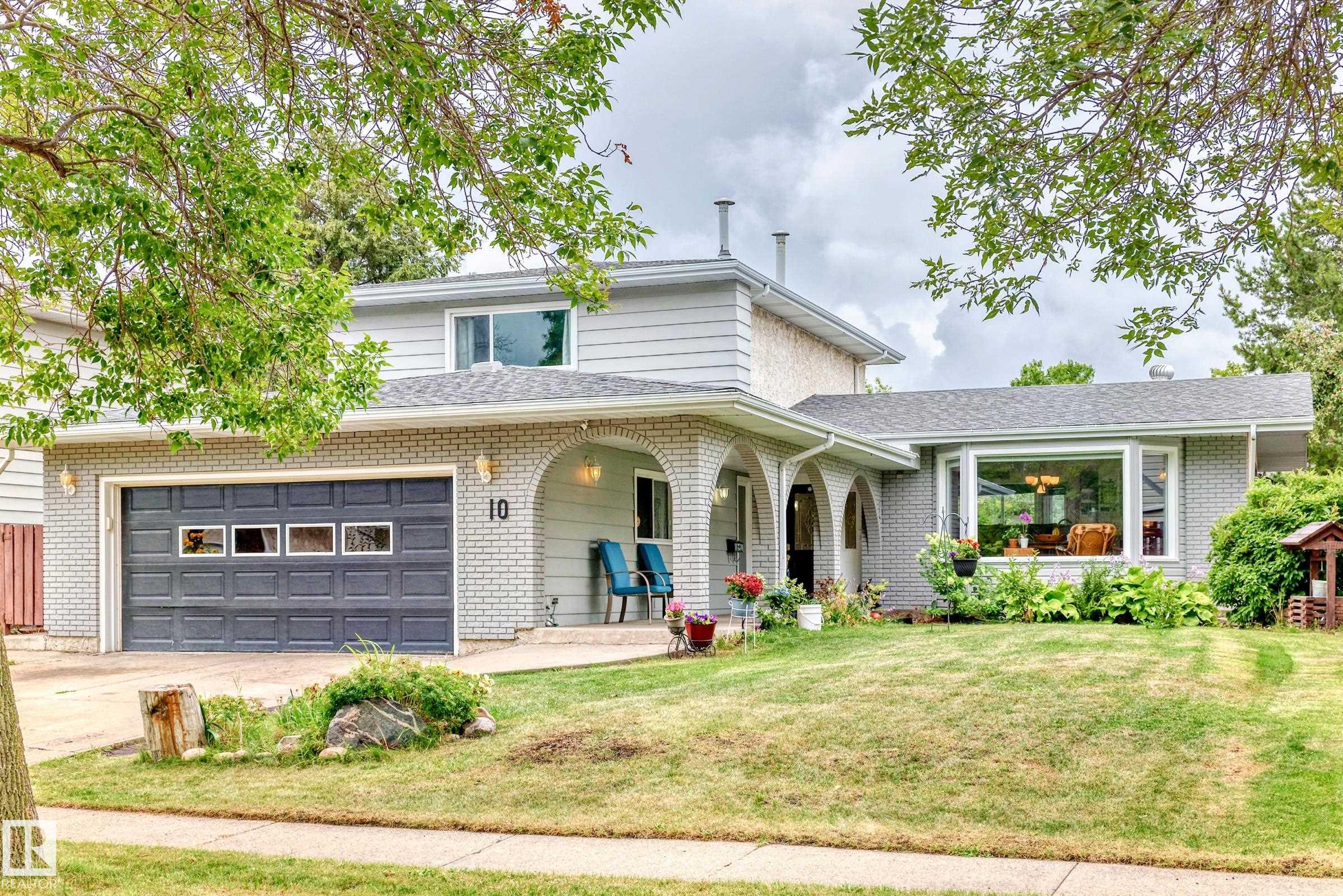 10 Abbey Cr Cres, St. Albert, AB T8N 2X2