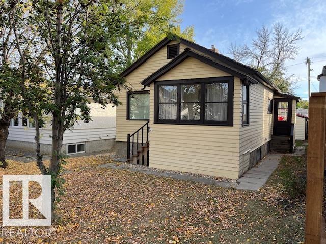 79 Av Nw Unit 11419 Ave, Edmonton, AB T6G 0P5