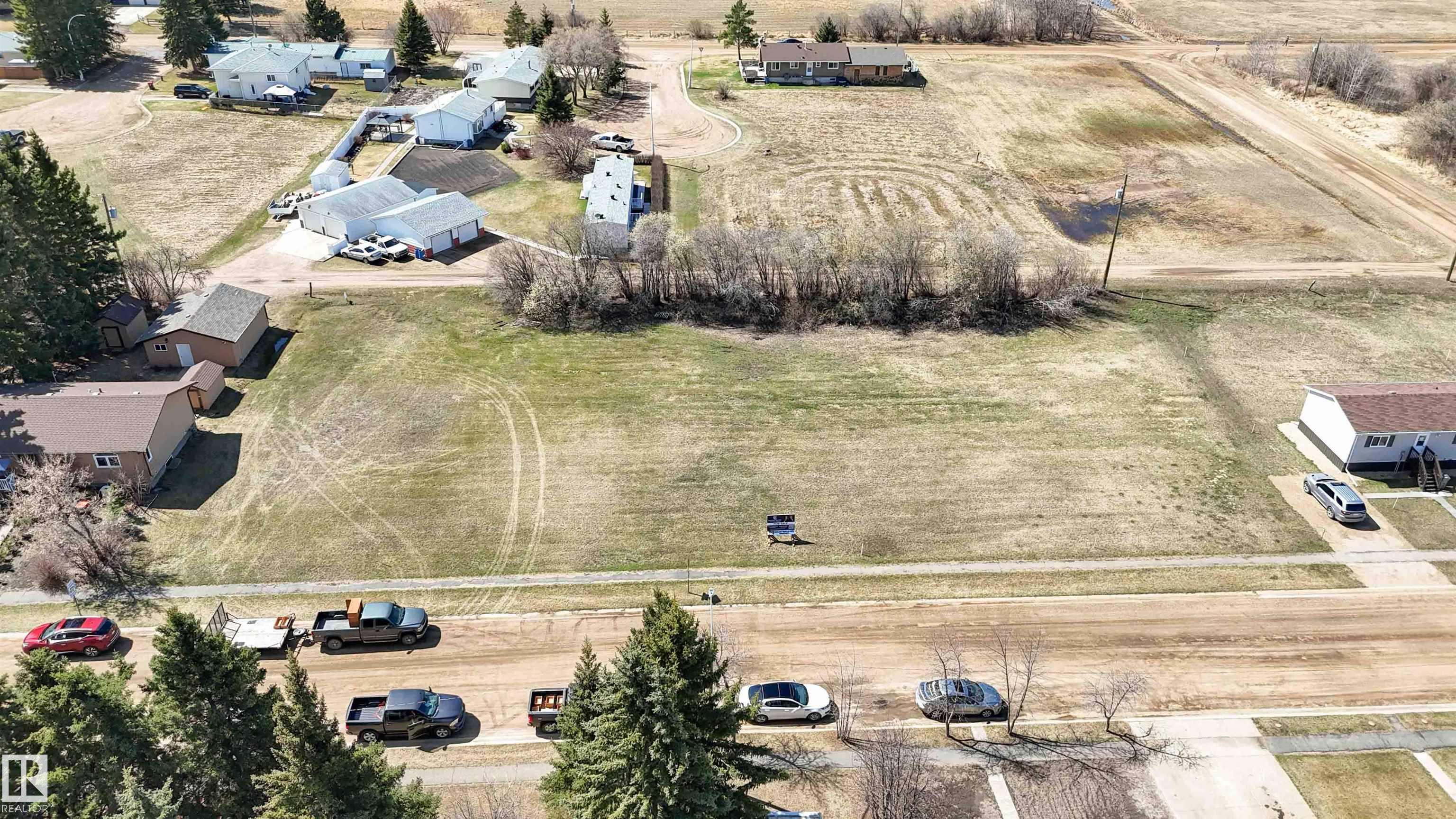 6 St Unit 440 St, Thorhild, AB T0A 3J0