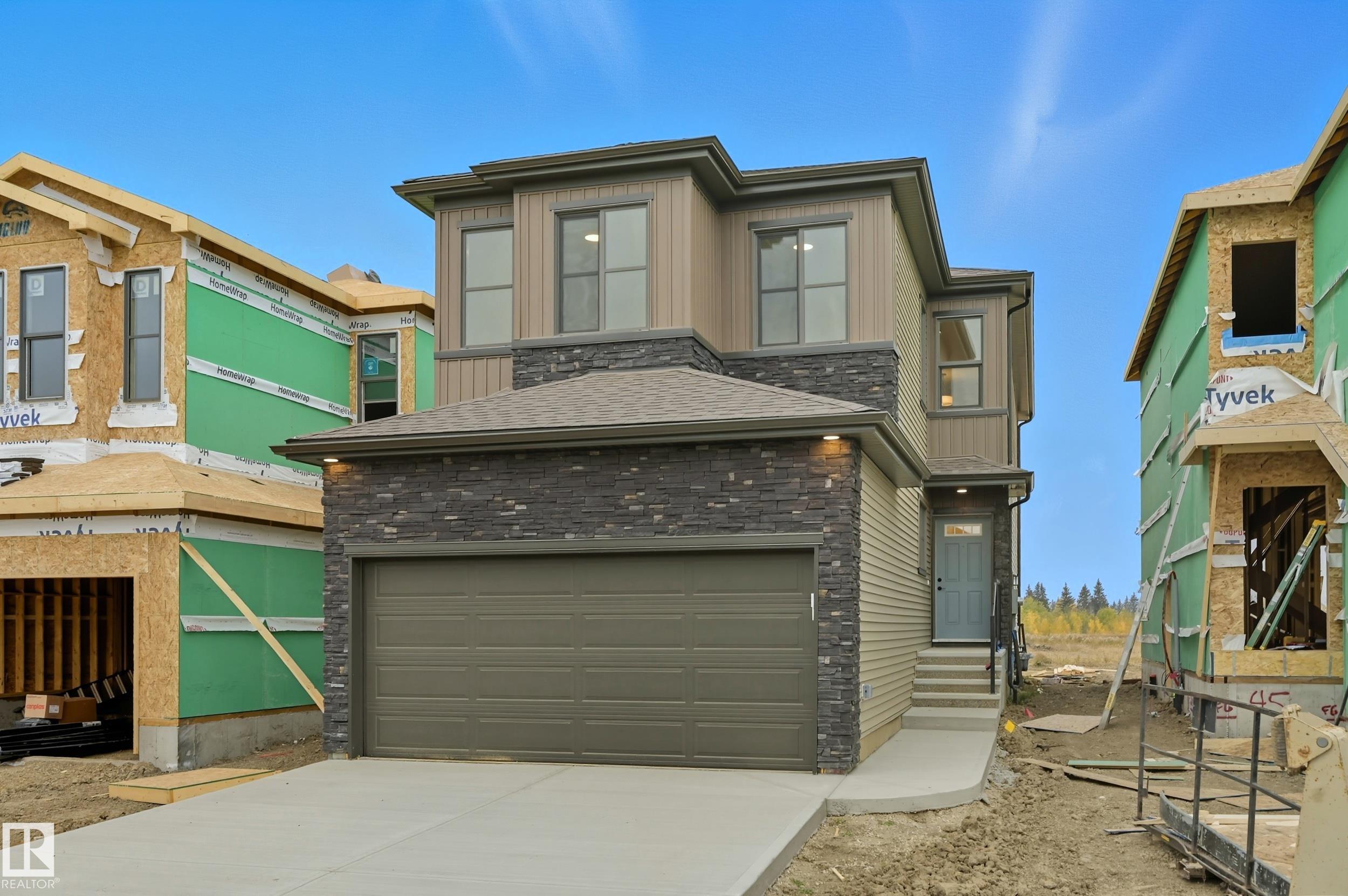 43 Gable Cm Cmn, Spruce Grove, AB T7X 4E6