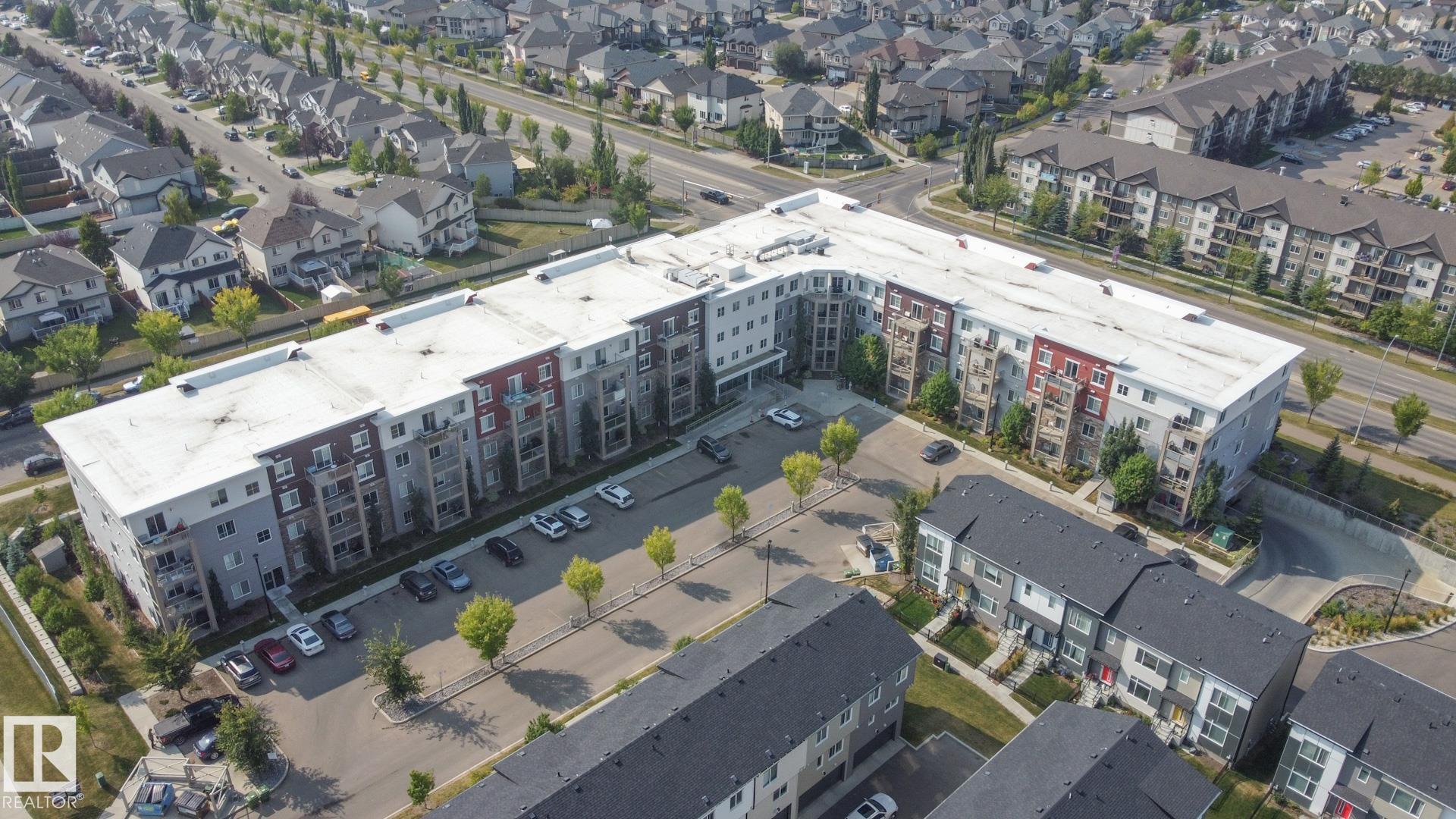 APT 201 812 Welsh Dr SW, Edmonton, AB T6X 1Y7