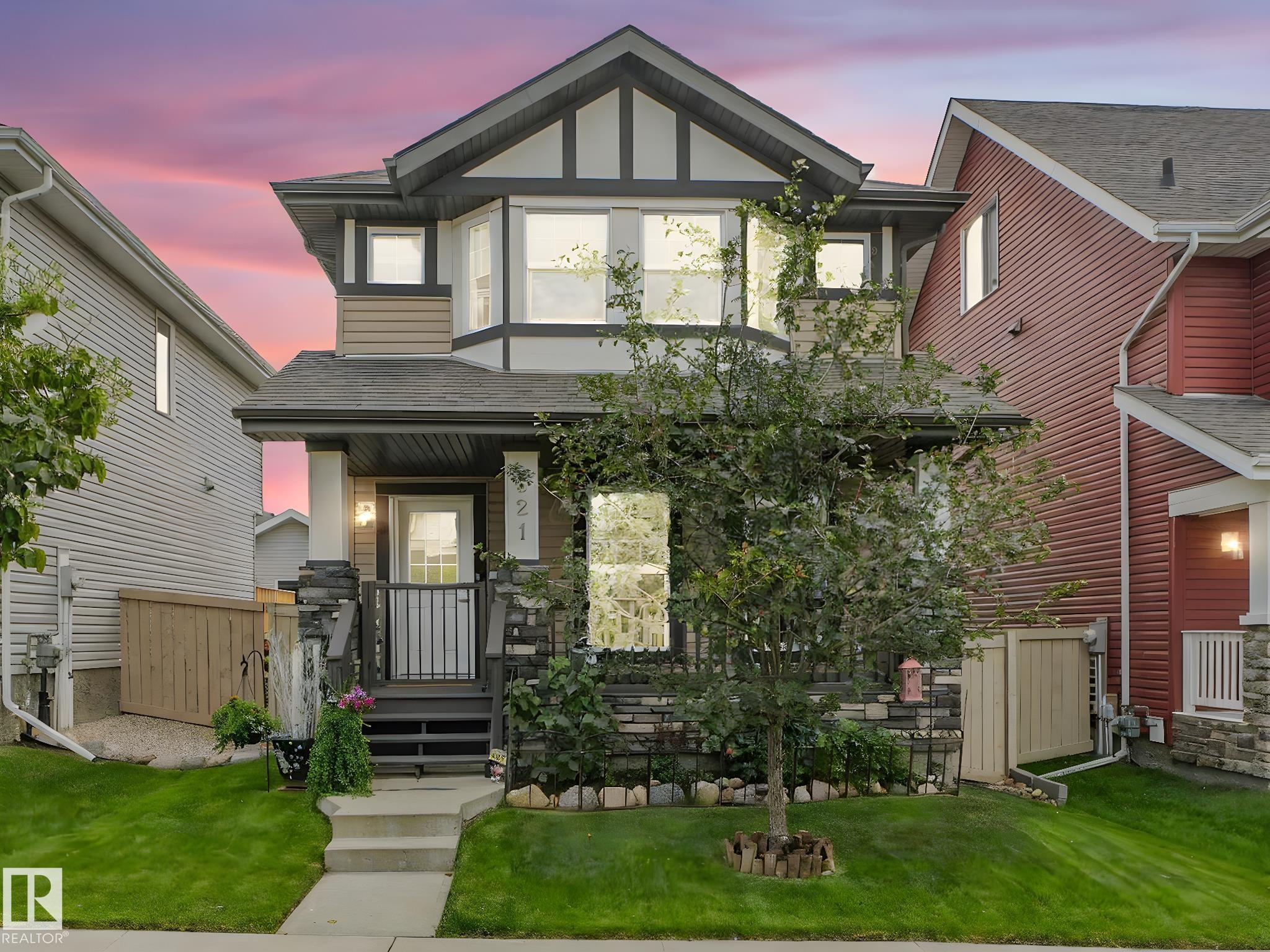 36 Av Nw Unit 821 Ave #a, Edmonton, AB T6T 0S5
