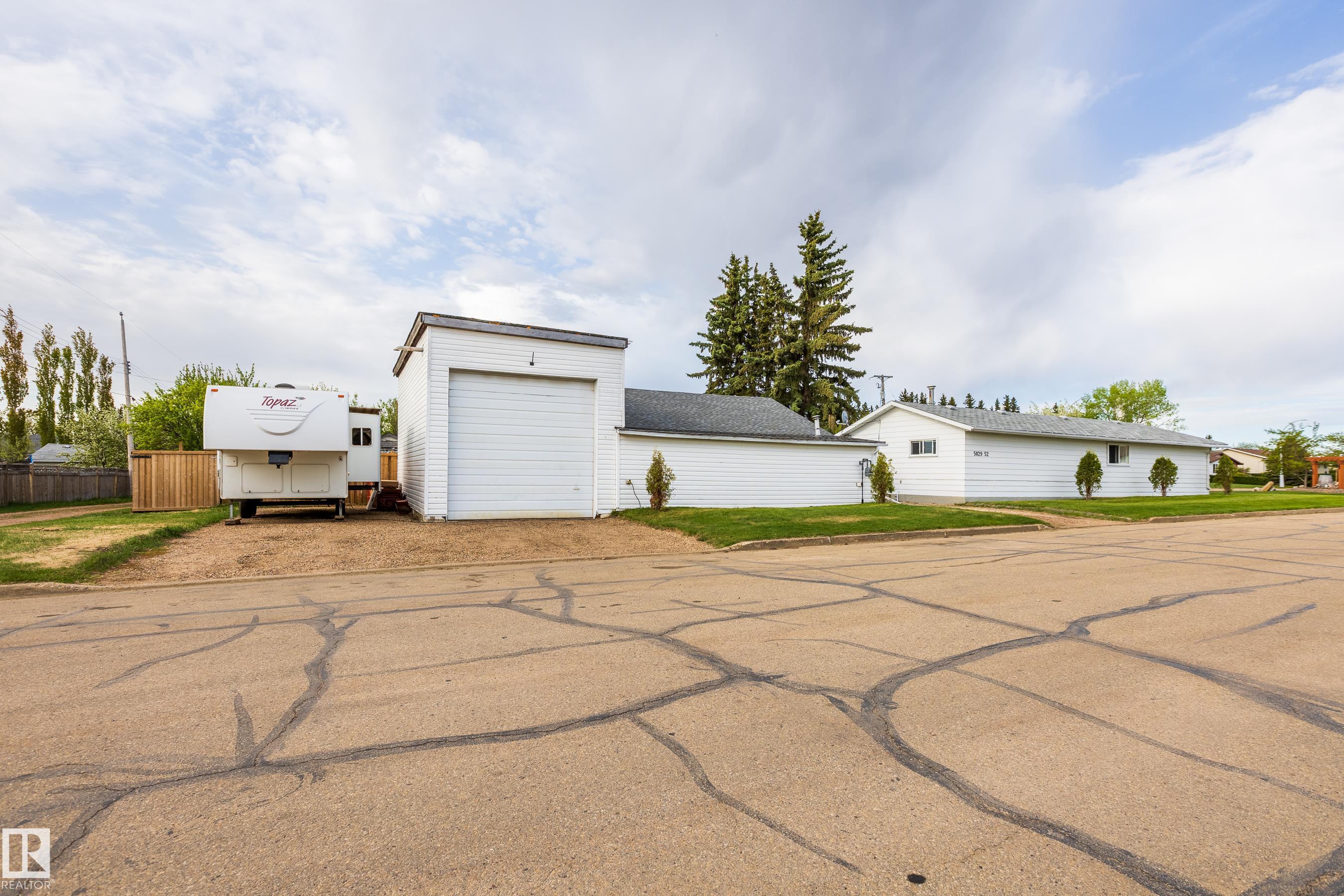 52 St Unit 5029 St, Legal, AB T0G 1L0
