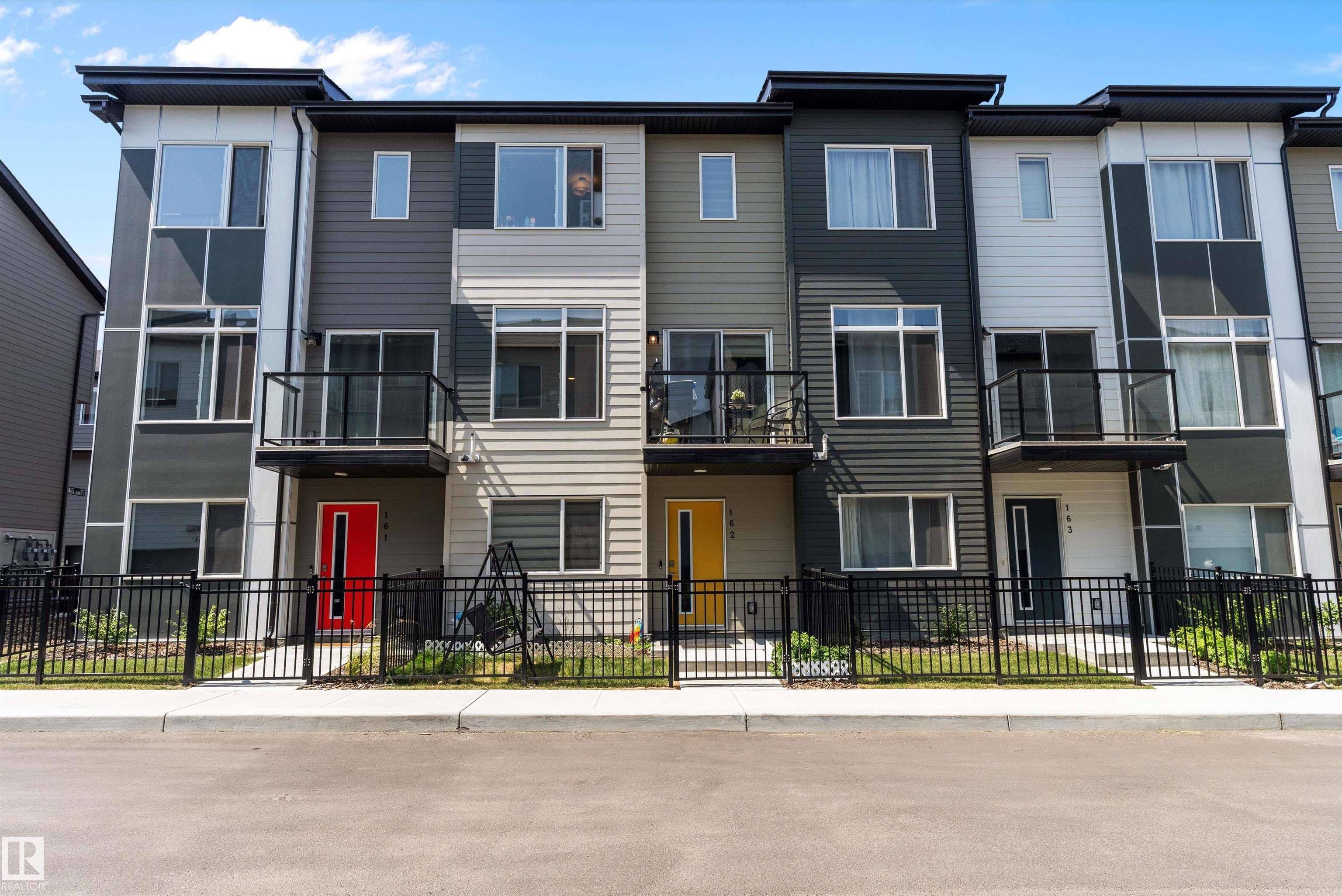 804 Welsh Drive South West #162, Edmonton, AB T6X 1Y8