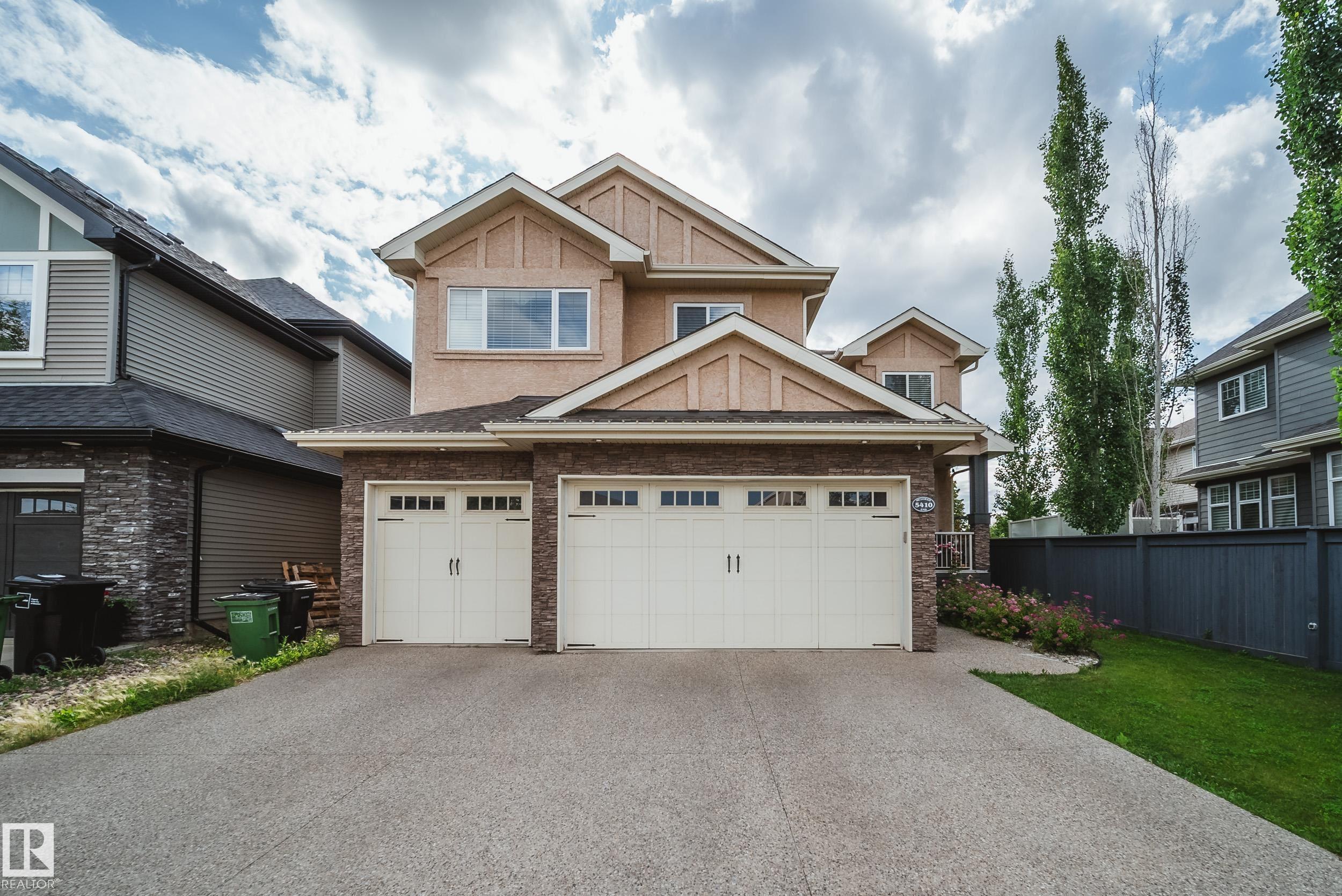 5410 Mcluhan End En NW, Edmonton, AB T6R 0P8