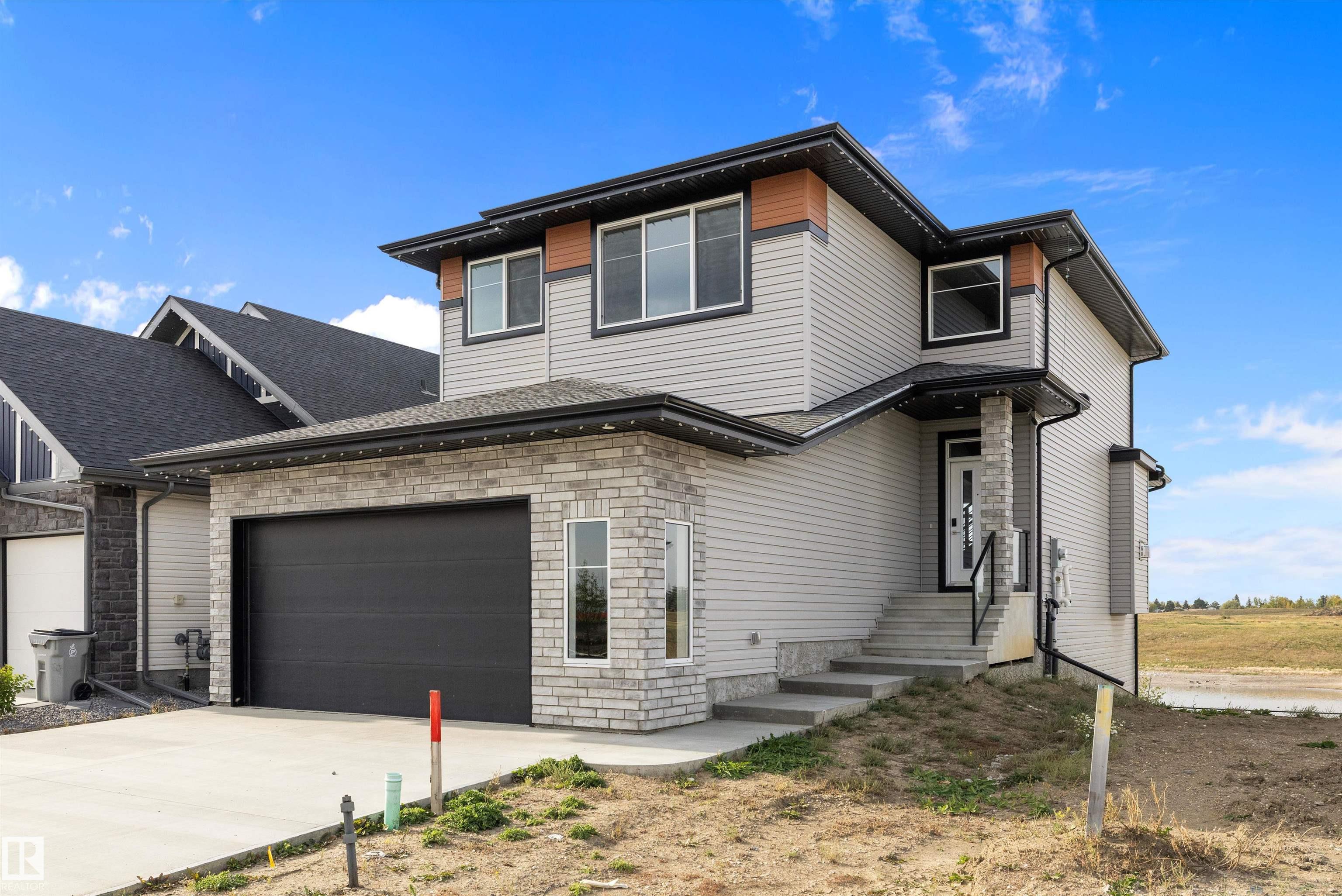 92 Av Unit 10214 Ave #a, Morinville, AB T8R 2R4