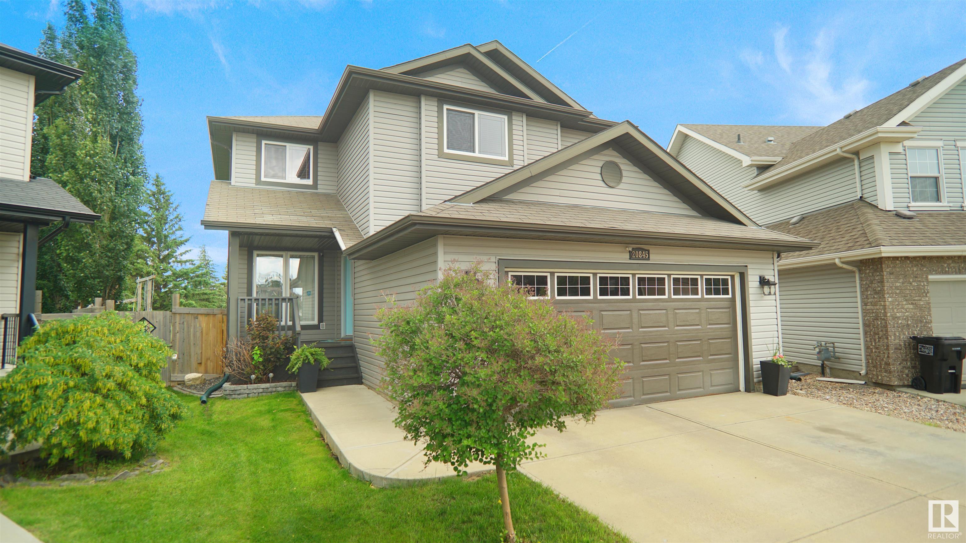 92 Av Nw Unit 20845 Ave #a, Edmonton, AB T5T 3Z1