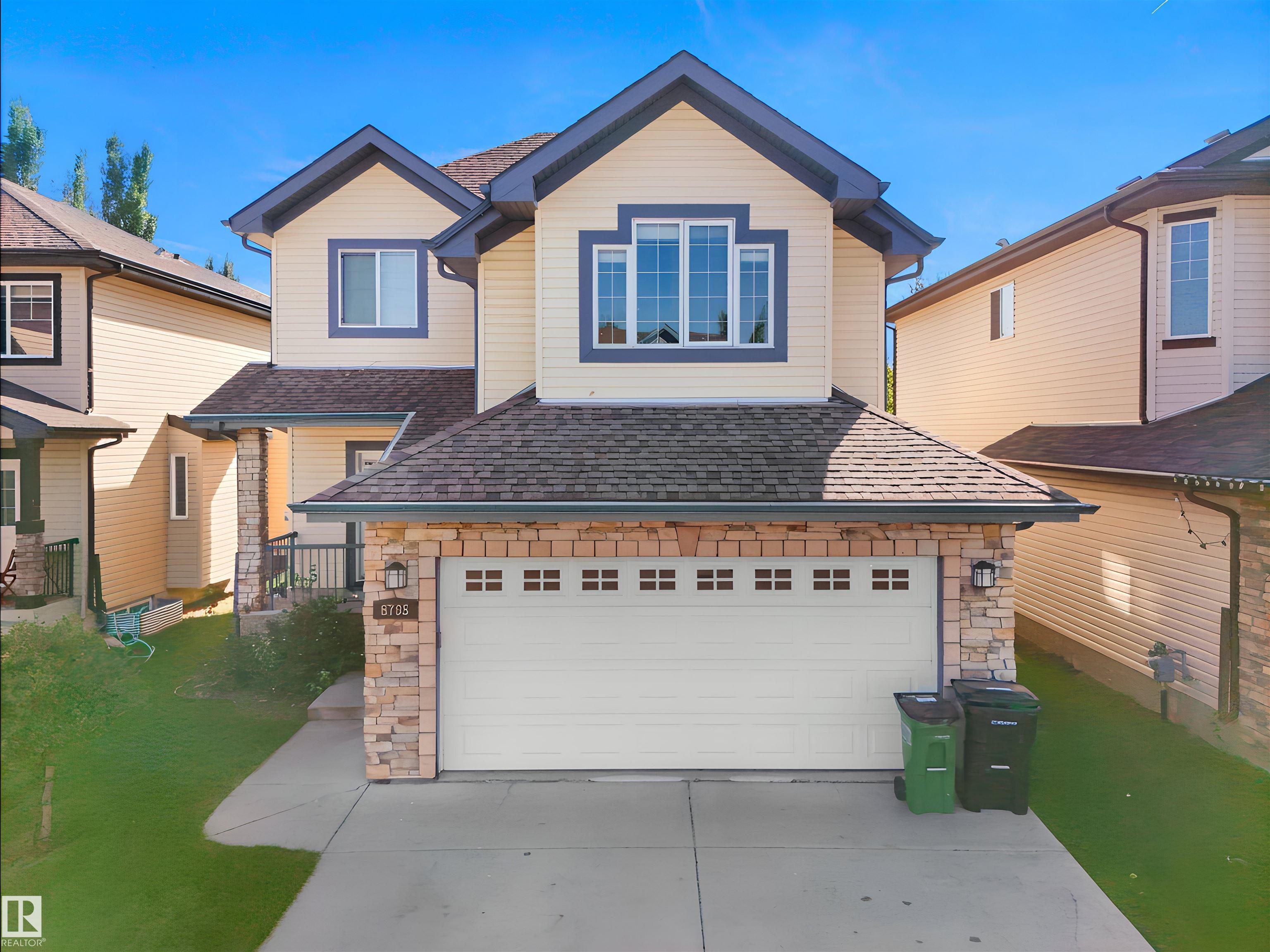 19 Av Sw Unit 6735 Ave, Edmonton, AB T6X 0L8