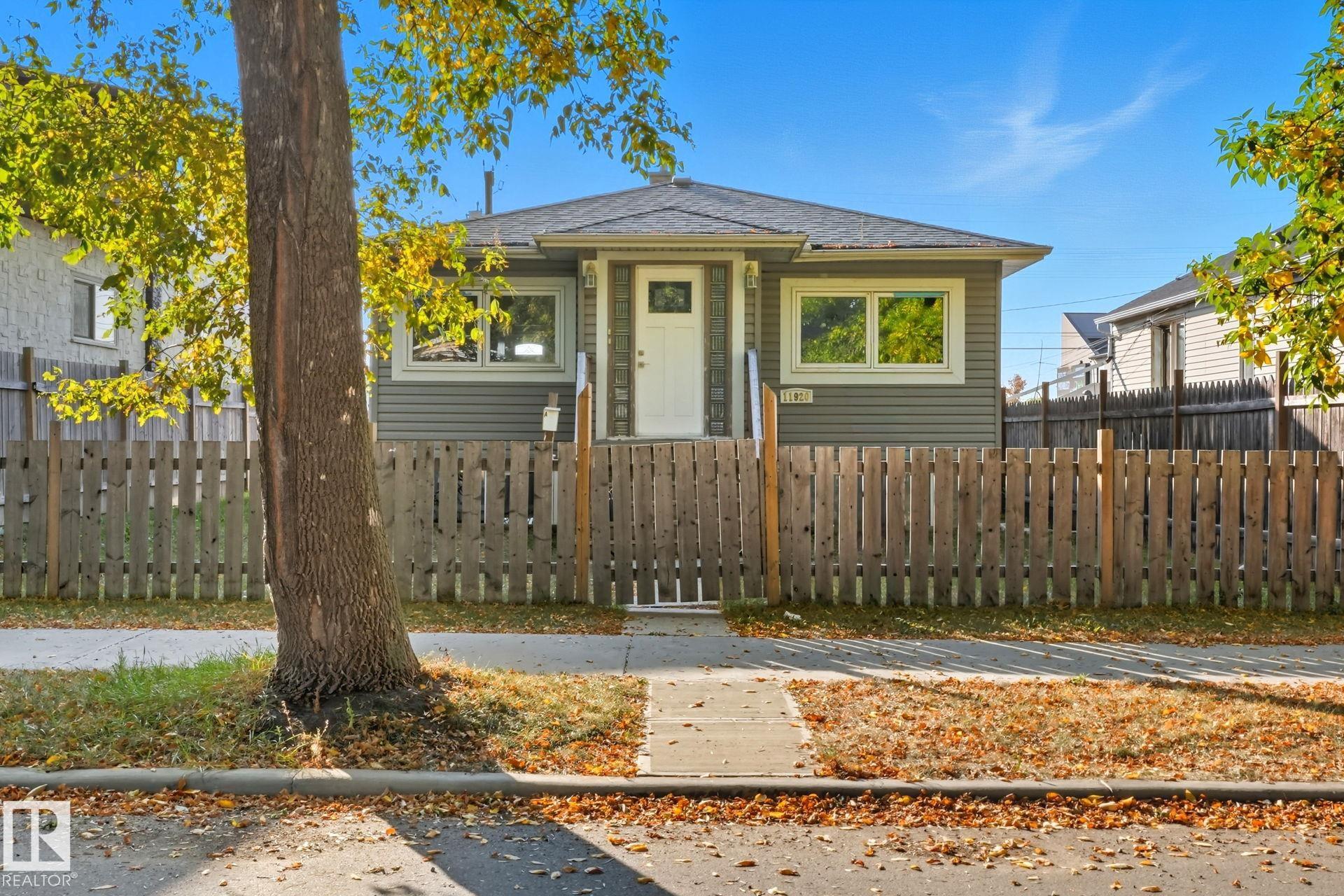 71 St Nw Unit 11920 St, Edmonton, AB T5B 1W7