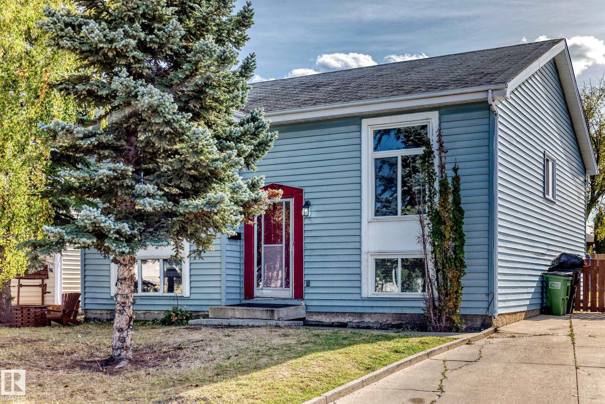 325 Warwick Rd NW, Edmonton, AB T5X 4R1