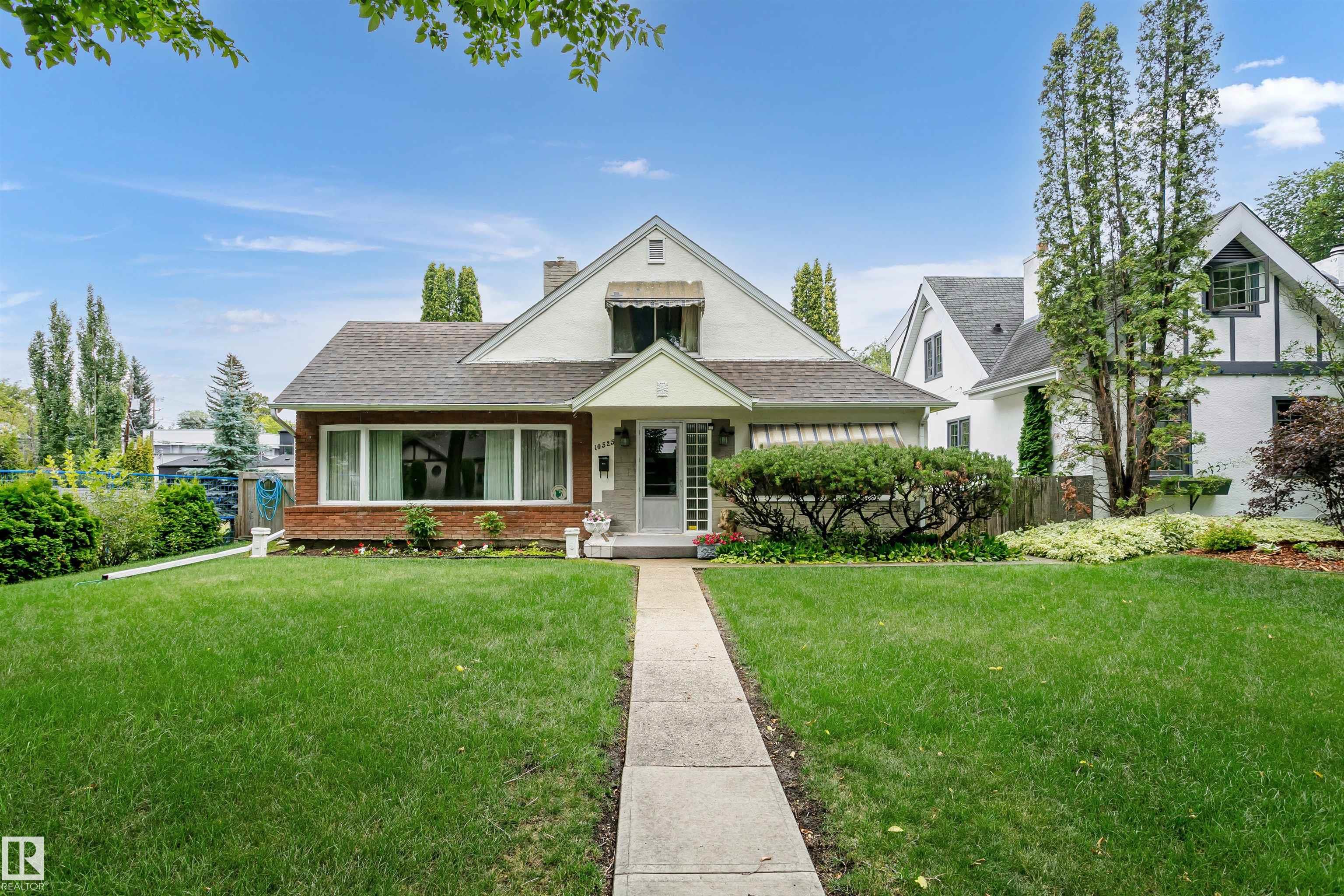 134 St Nw Unit 10525 St, Edmonton, AB T5N 2B4