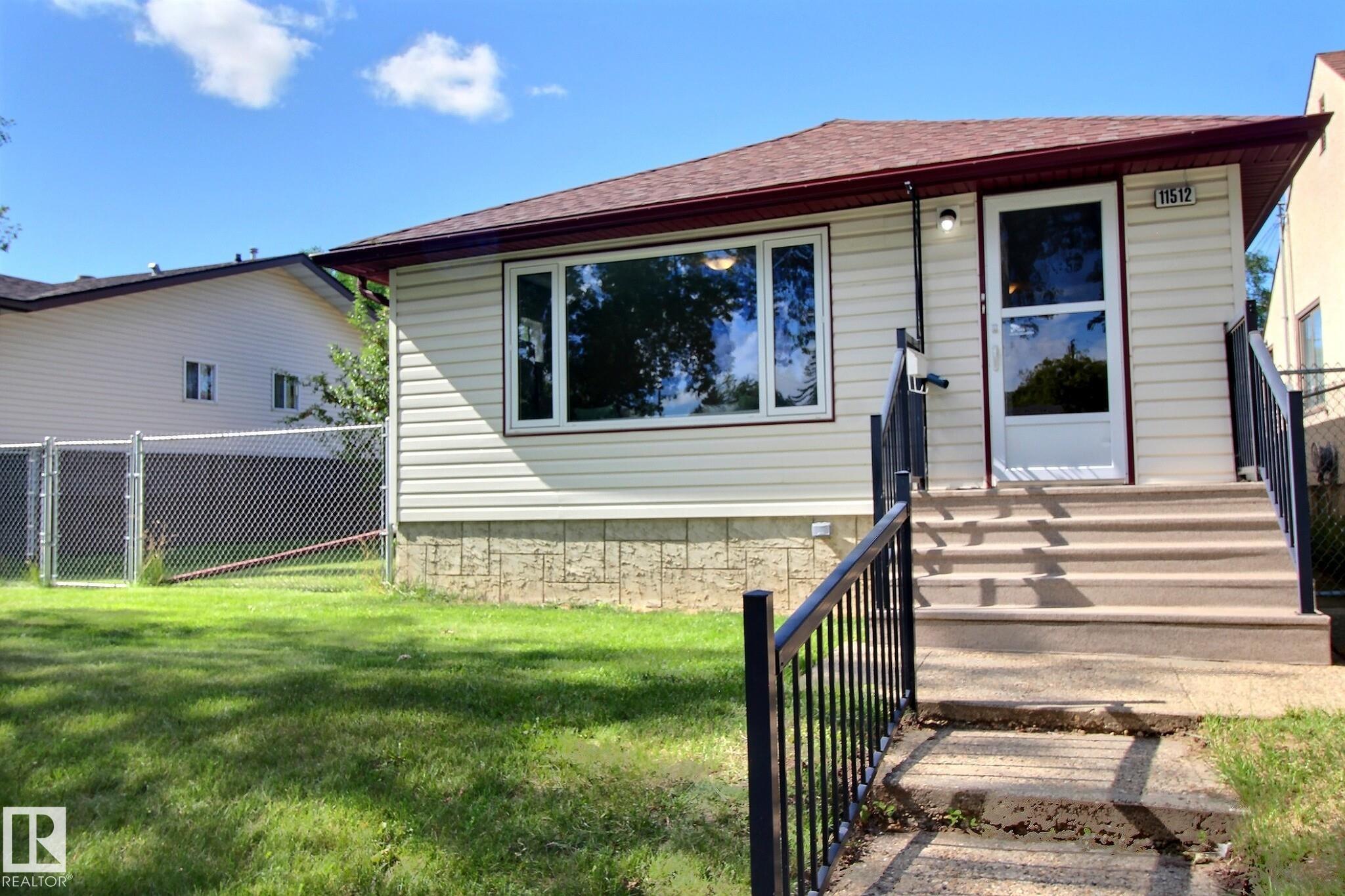 67 St Nw Unit 11512 St, Edmonton, AB T5B 1L7