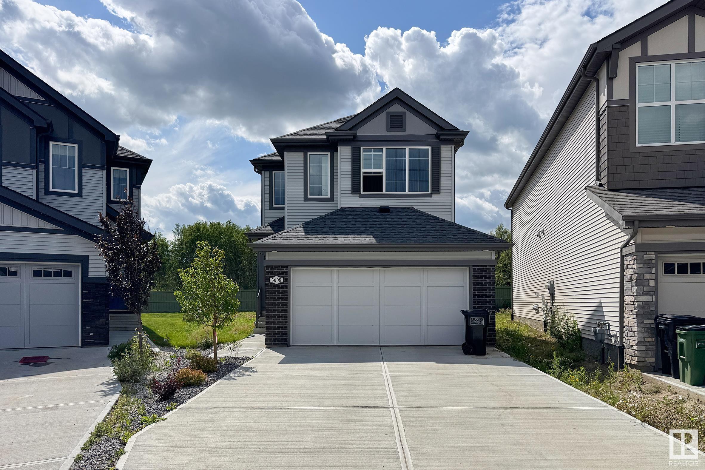 214 St Nw Unit 3608 St, Edmonton, AB T6M 1S3