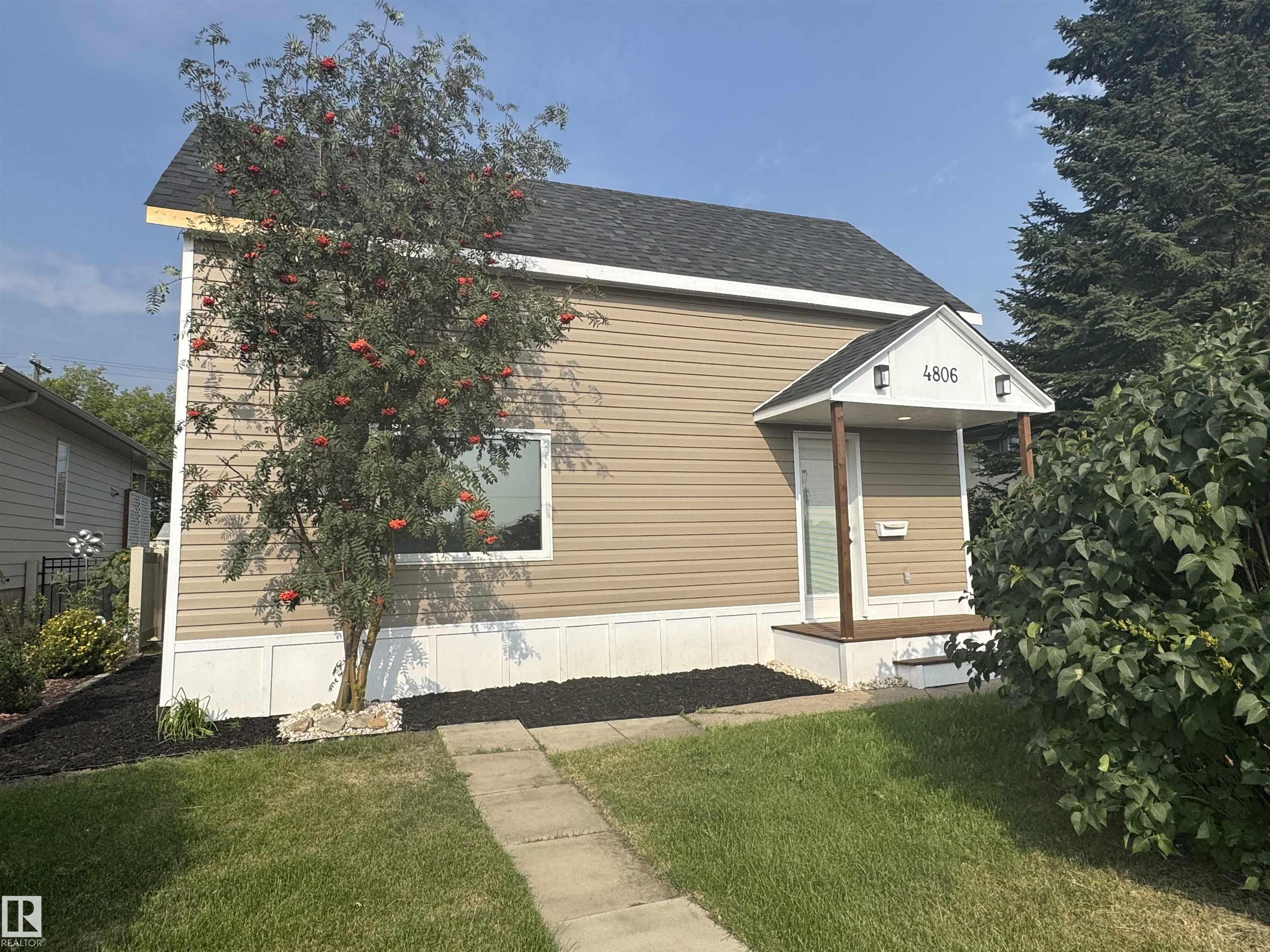 47 Av Unit 4806 Ave, Vegreville, AB T9C 1K8