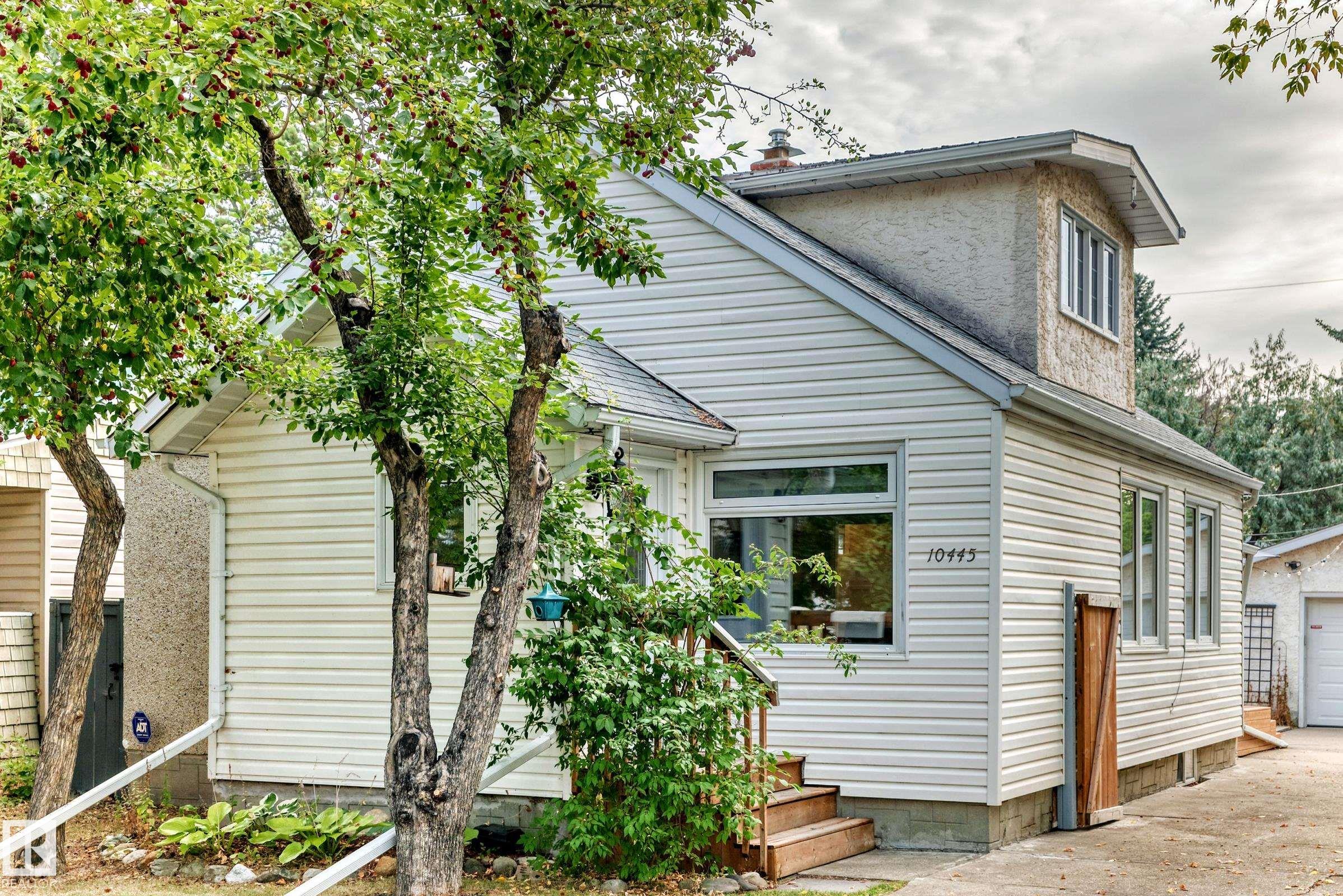 147 St Nw Unit 10445 St, Edmonton, AB T5N 3C4