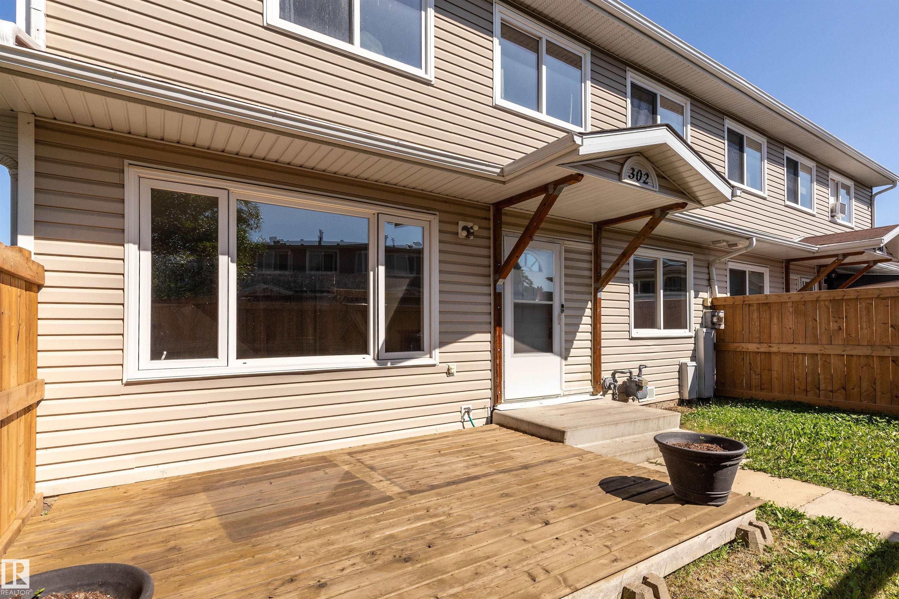 302 Telford Co Ct, Leduc, AB T9E 5M7