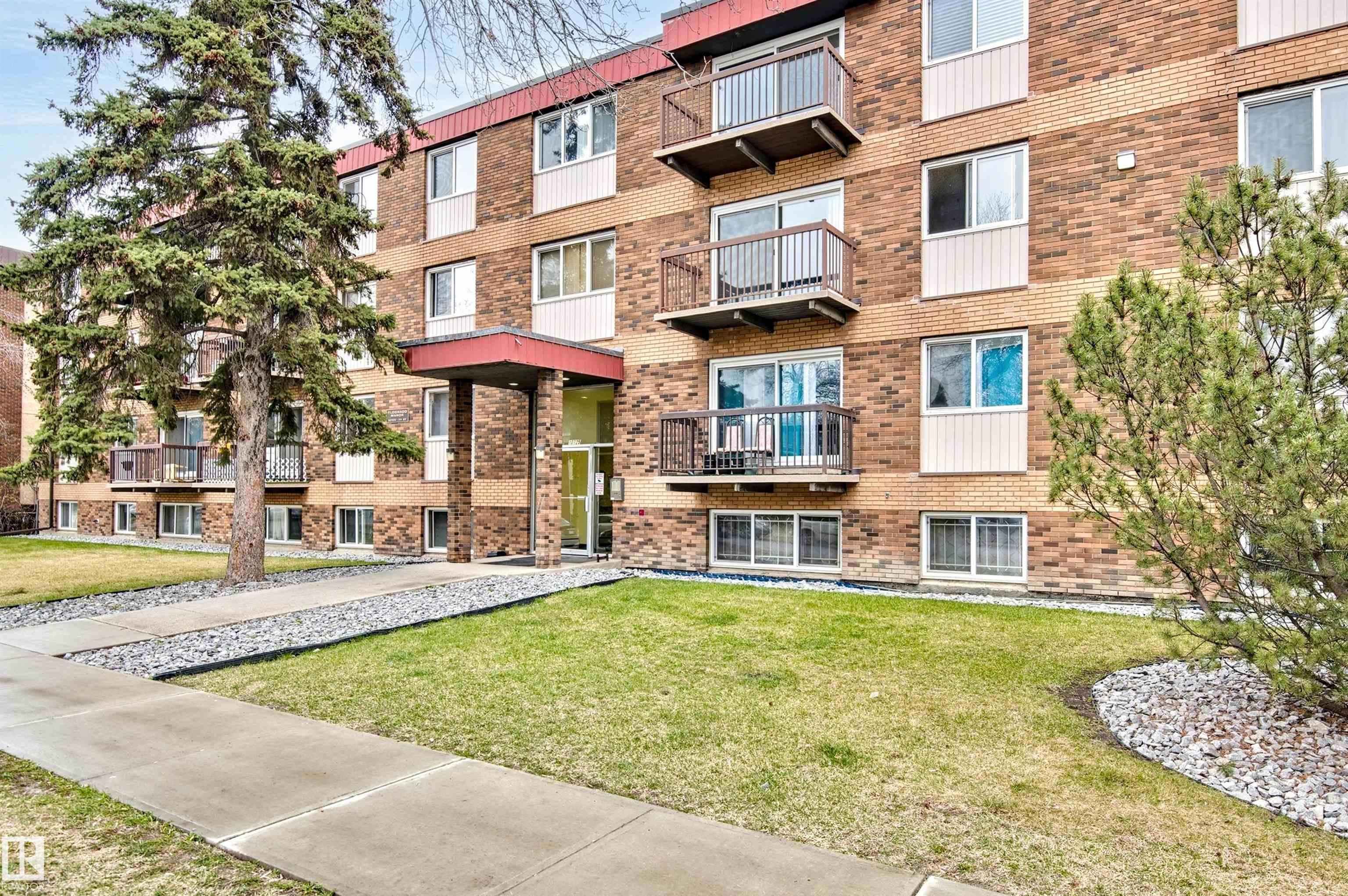 10725 111 Street Northwest #402, Edmonton, AB T5H 3G2