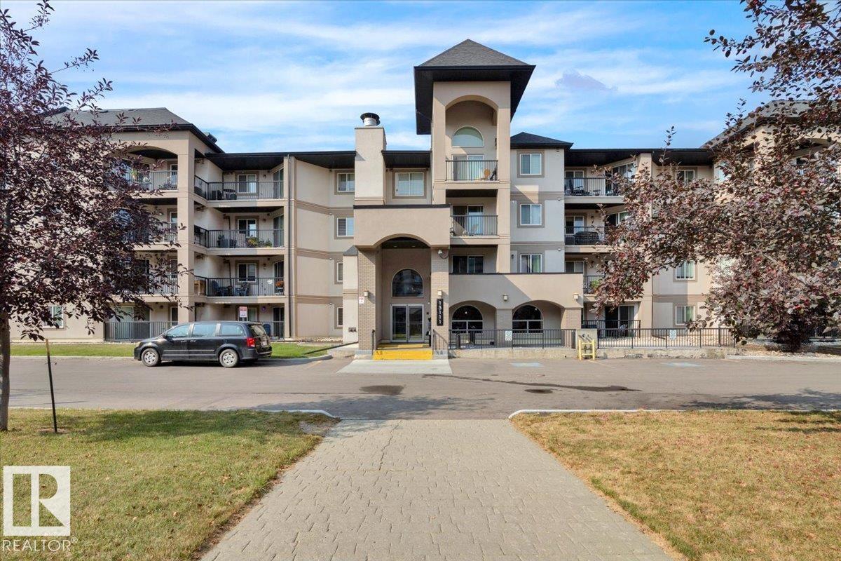13111 140 Avenue Northwest #226, Edmonton, AB T6V 0B1