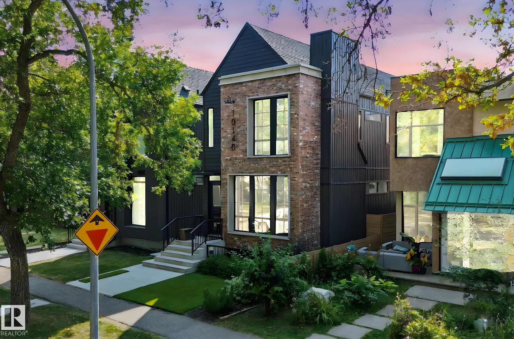 90 St Nw Unit 10140 St, Edmonton, AB T5H 1R6